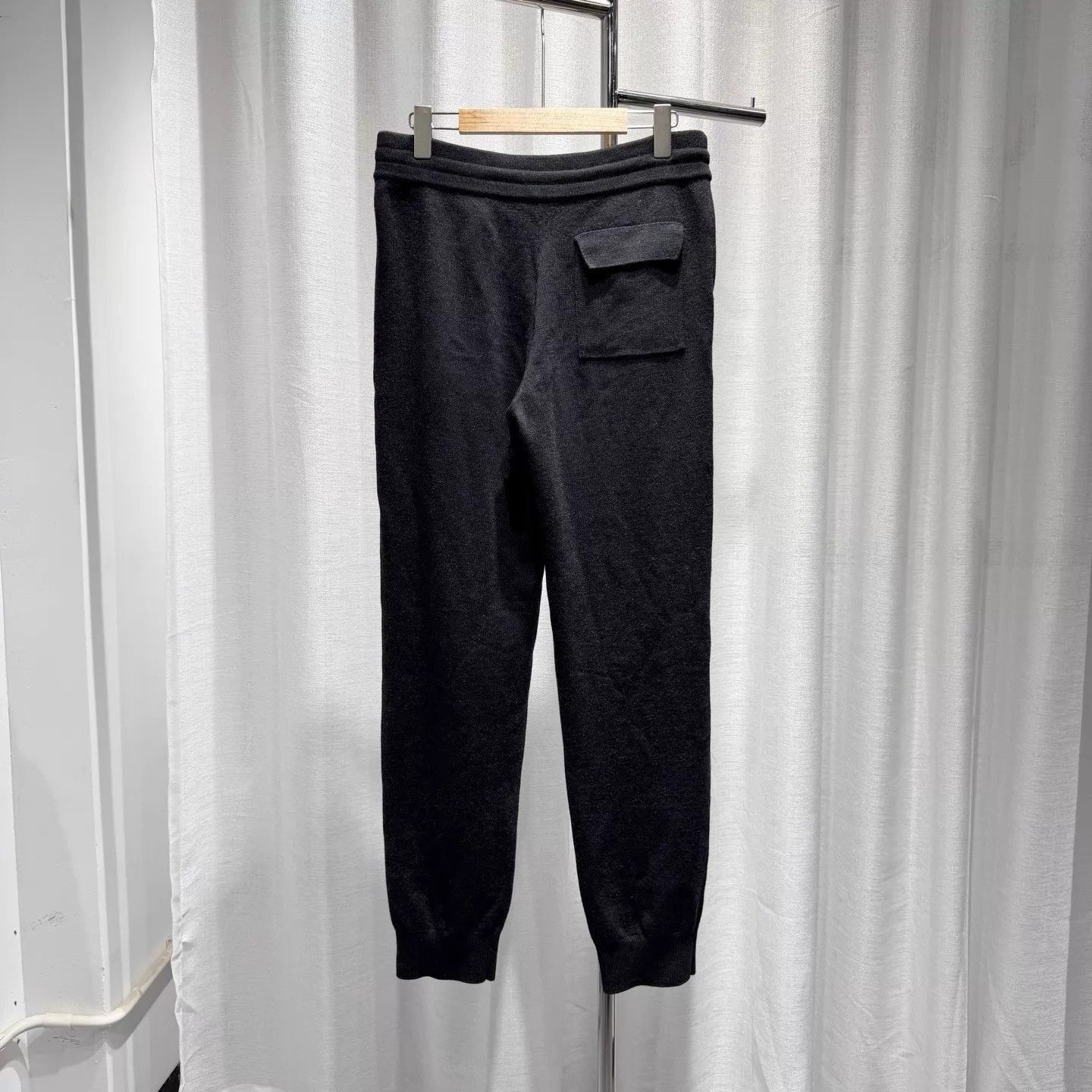 Louis Vuitton Black Embroidered Sweatpants with Drawstring Size US 32 / EU 48 - 2 Thumbnail