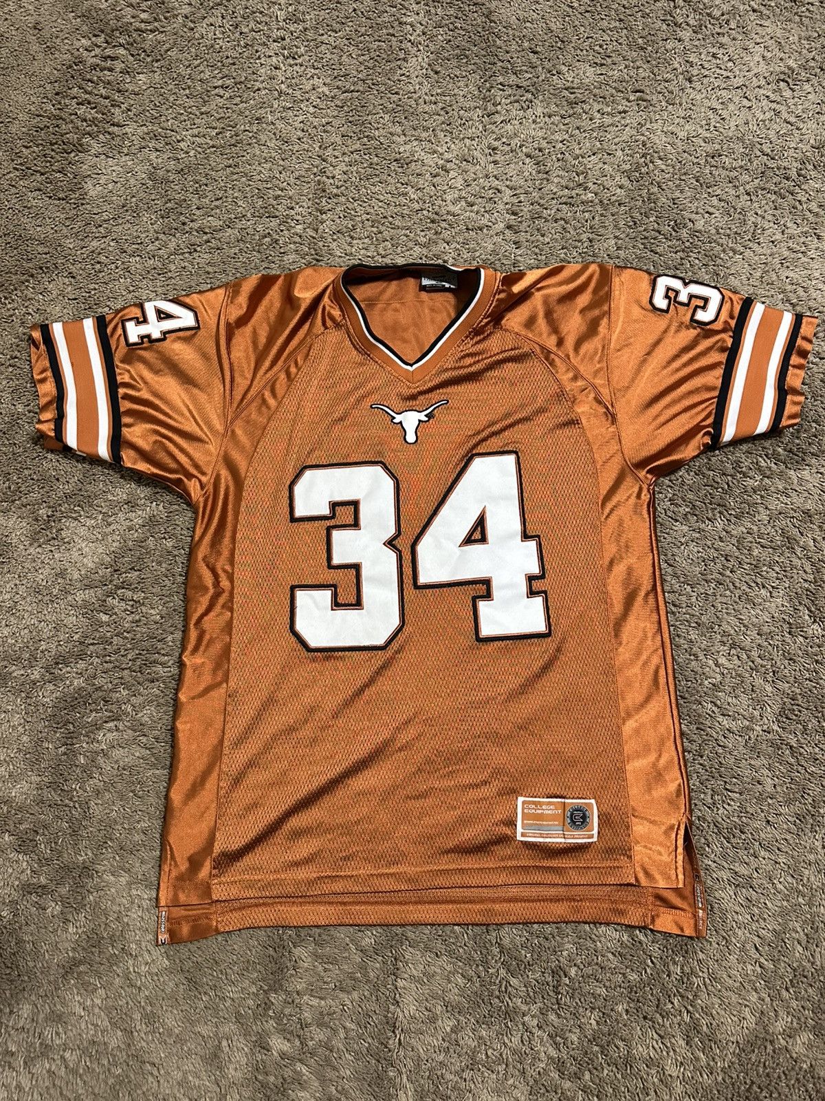 NCAA Vintage NCAA Texas Longhorns jersey 00s size large Size US L / EU 52-54 / 3 - 6 Thumbnail