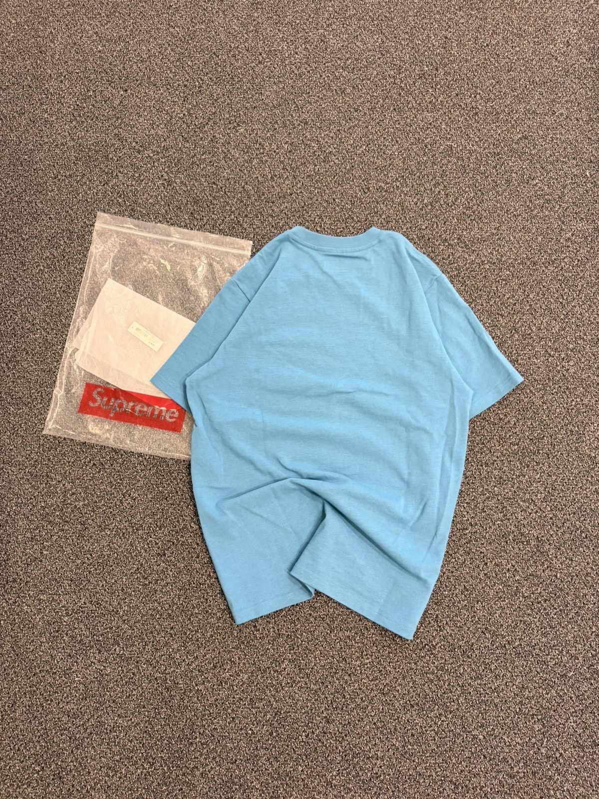 Supreme Supreme Small Box Logo Pocket Tee Size US M / EU 48-50 / 2 - 3 Thumbnail