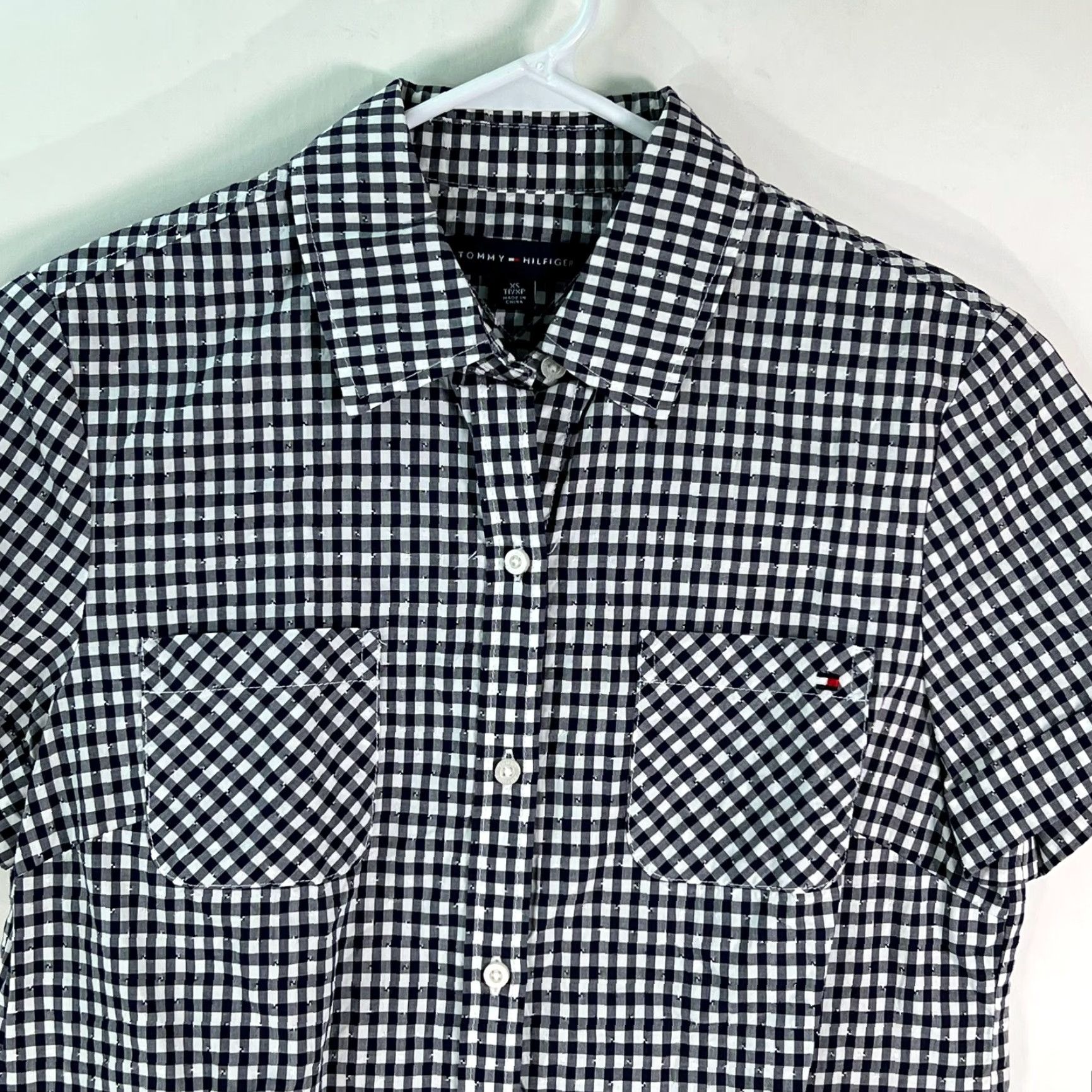 Tommy Hilfiger Tommy Hilfiger Women’s Button-Up Shirt Short Sleeves Blue Check 100% Cotton XS Regular Shirt Adult Womens TS Hilfiger Logo Pockets Casual Shirt Size XS / US 0-2 / IT 36-38 - 3 Thumbnail