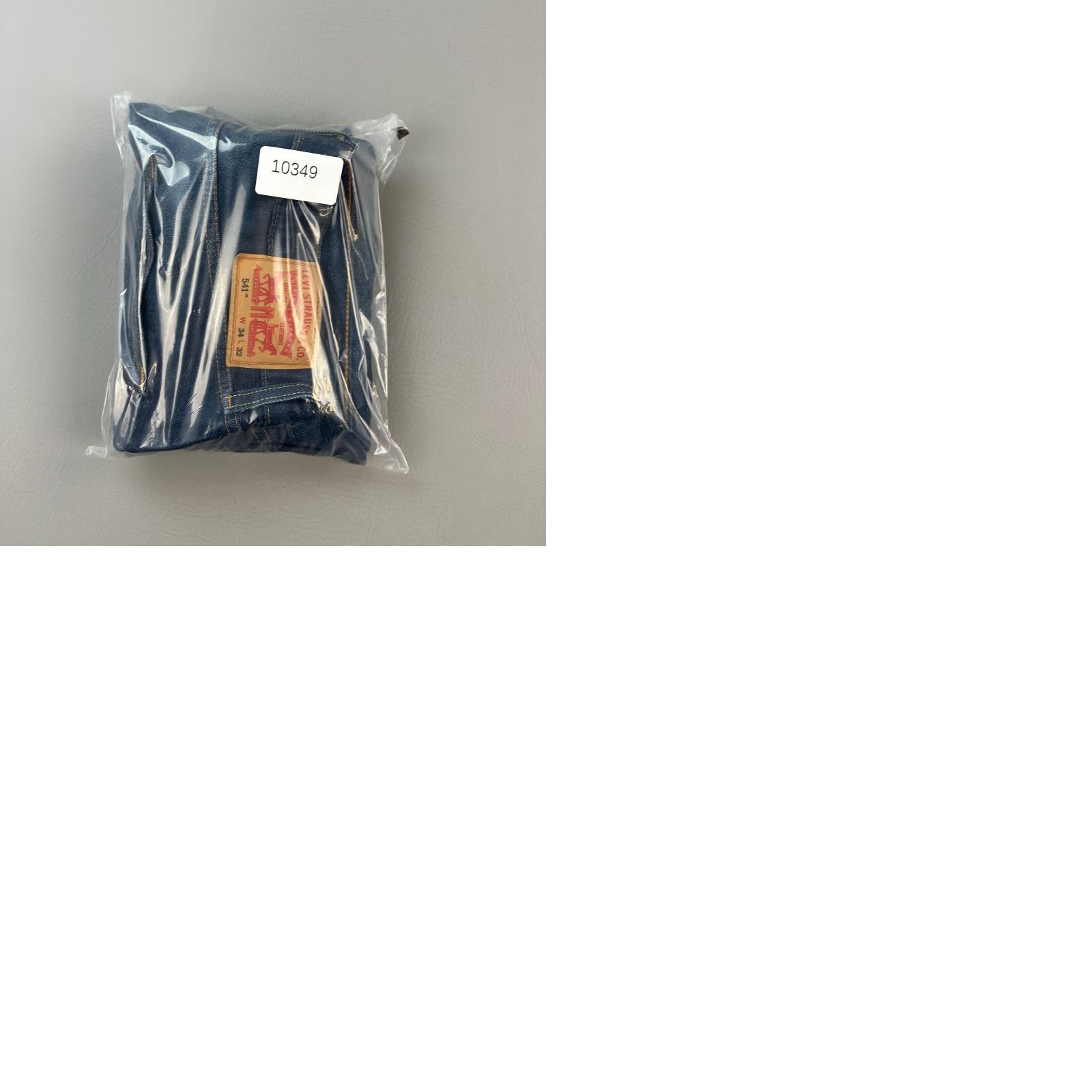 Levi's Levis 541 Jeans Mens 34x32 Dark Wash Denim Athletic Taper Stretch Casual Size US 34 / EU 50 - 9 Thumbnail