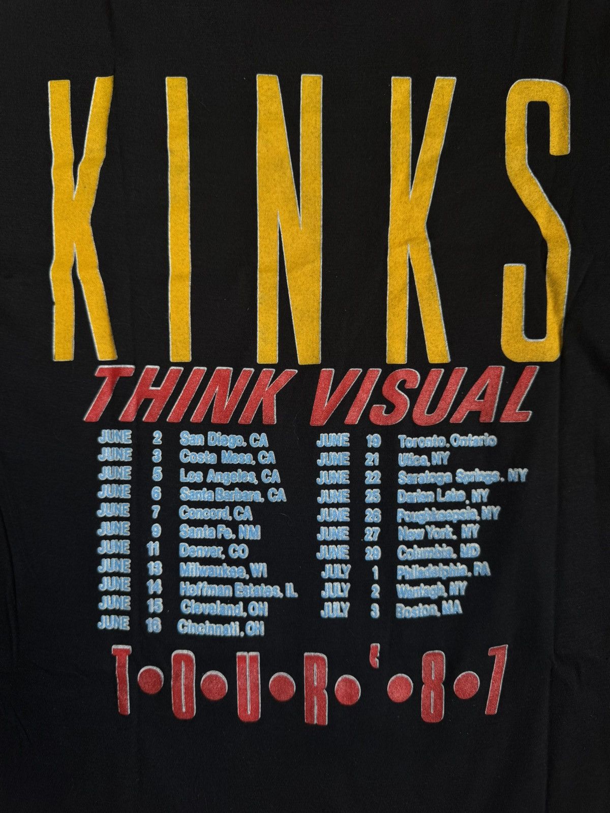 Vintage Rare Vintage The Kinks 80s Tour Band Tee Single Stitch Size US M / EU 48-50 / 2 - 4 Thumbnail
