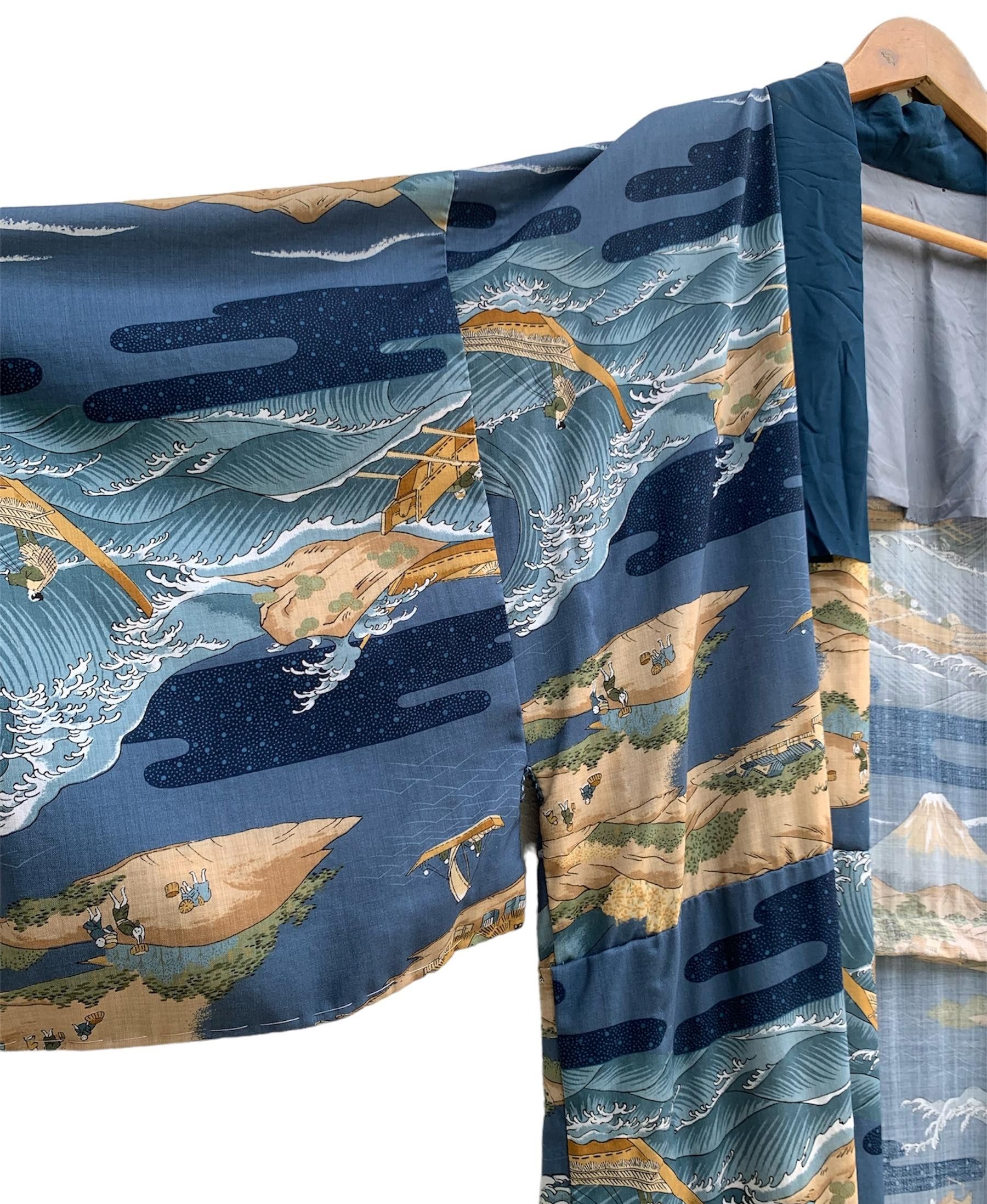 Komono Kimono Japanese Coastal Village Scane Design Size US L / EU 52-54 / 3 - 5 Thumbnail