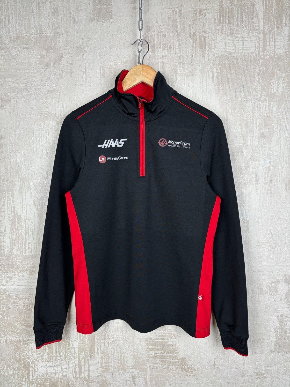 Formula 1 Haas Racing F1 Team Pullover Half Zip Moneygram Men's Size M Size US M / EU 48-50 / 2 - 1 Thumbnail