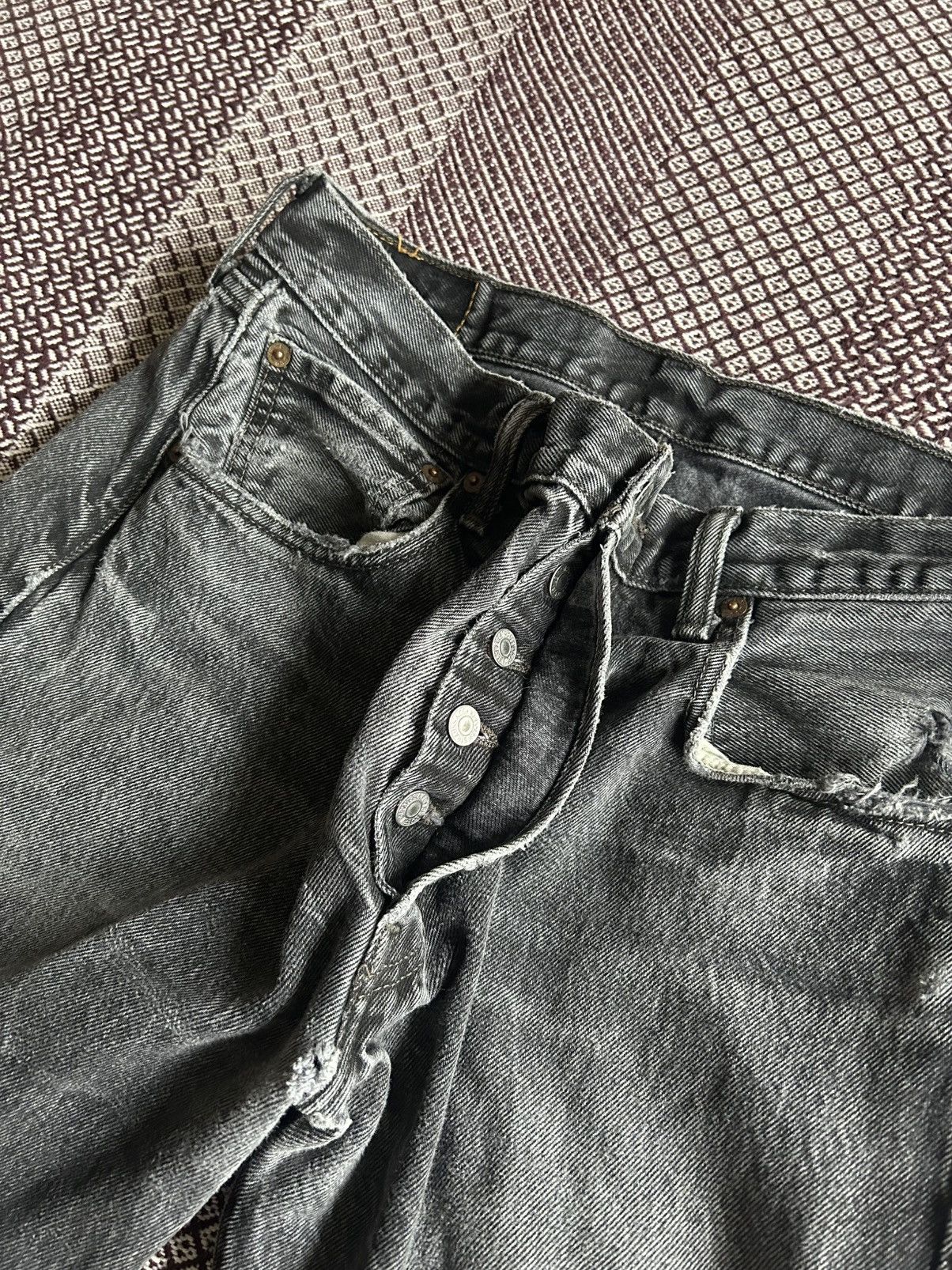 Levi's Vintage Levis Distressed Stonewashed Denim Jeans Size W34L30 Size US 34 / EU 50 - 11 Thumbnail