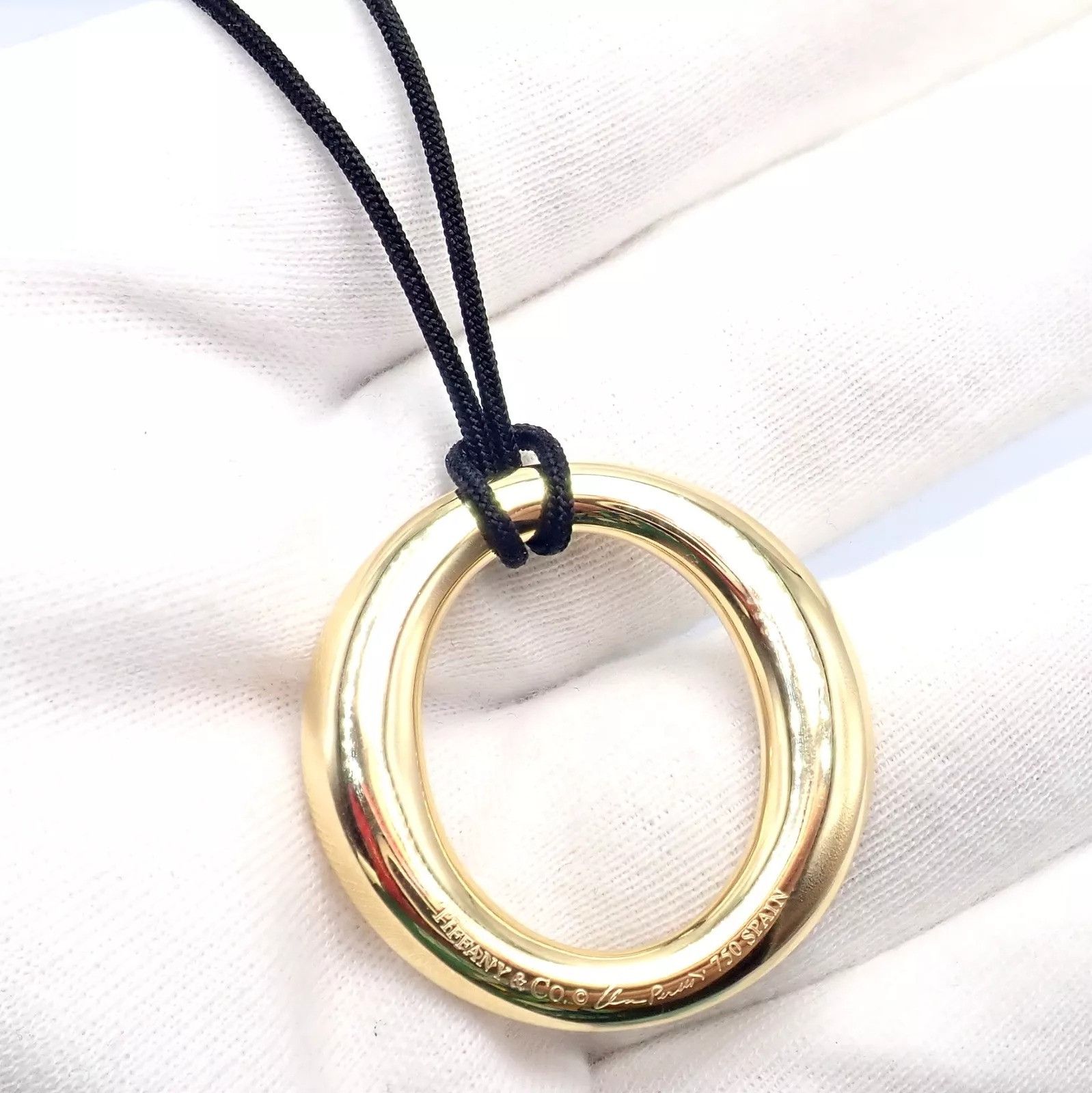 Tiffany & Co. 18k Yellow Gold Peretti 35mm Medium Sevillana Necklace Size ONE SIZE - 5 Thumbnail