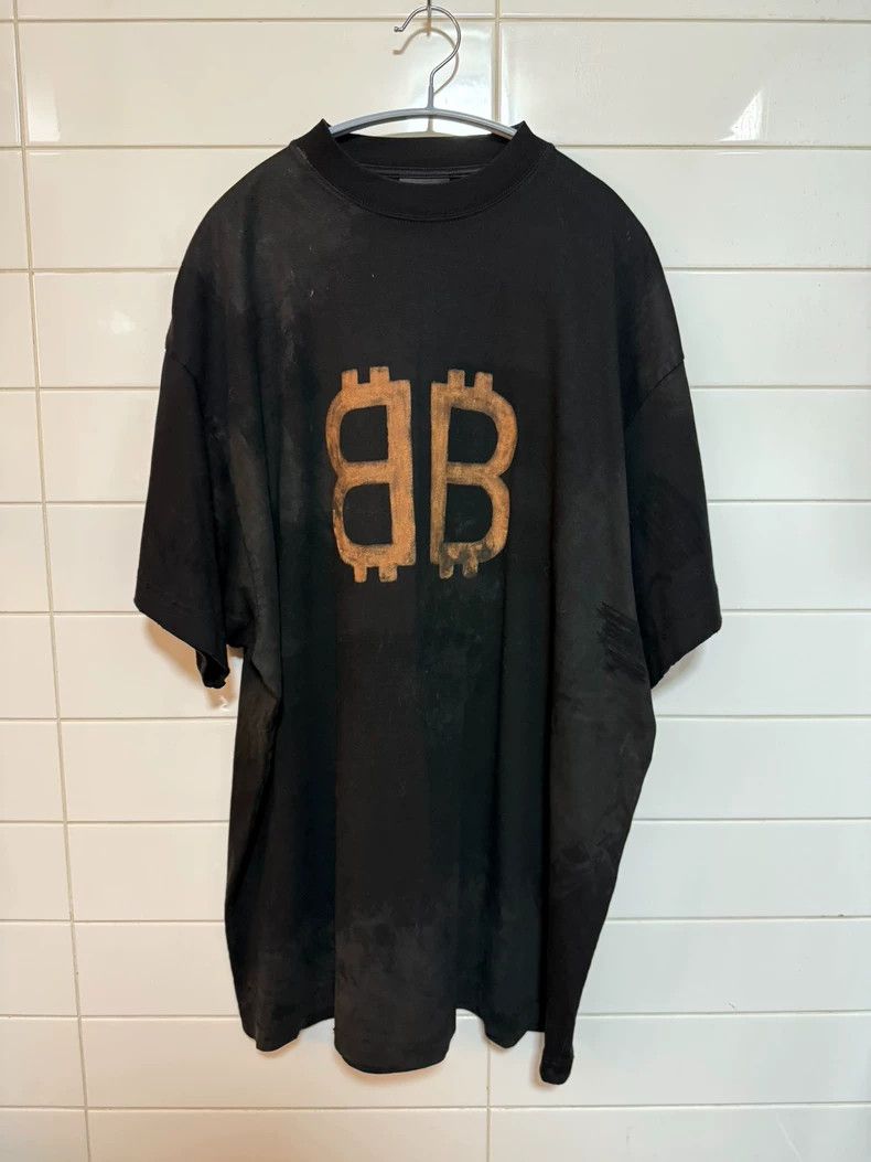 Balenciaga size 1 Short Sleeve Tee