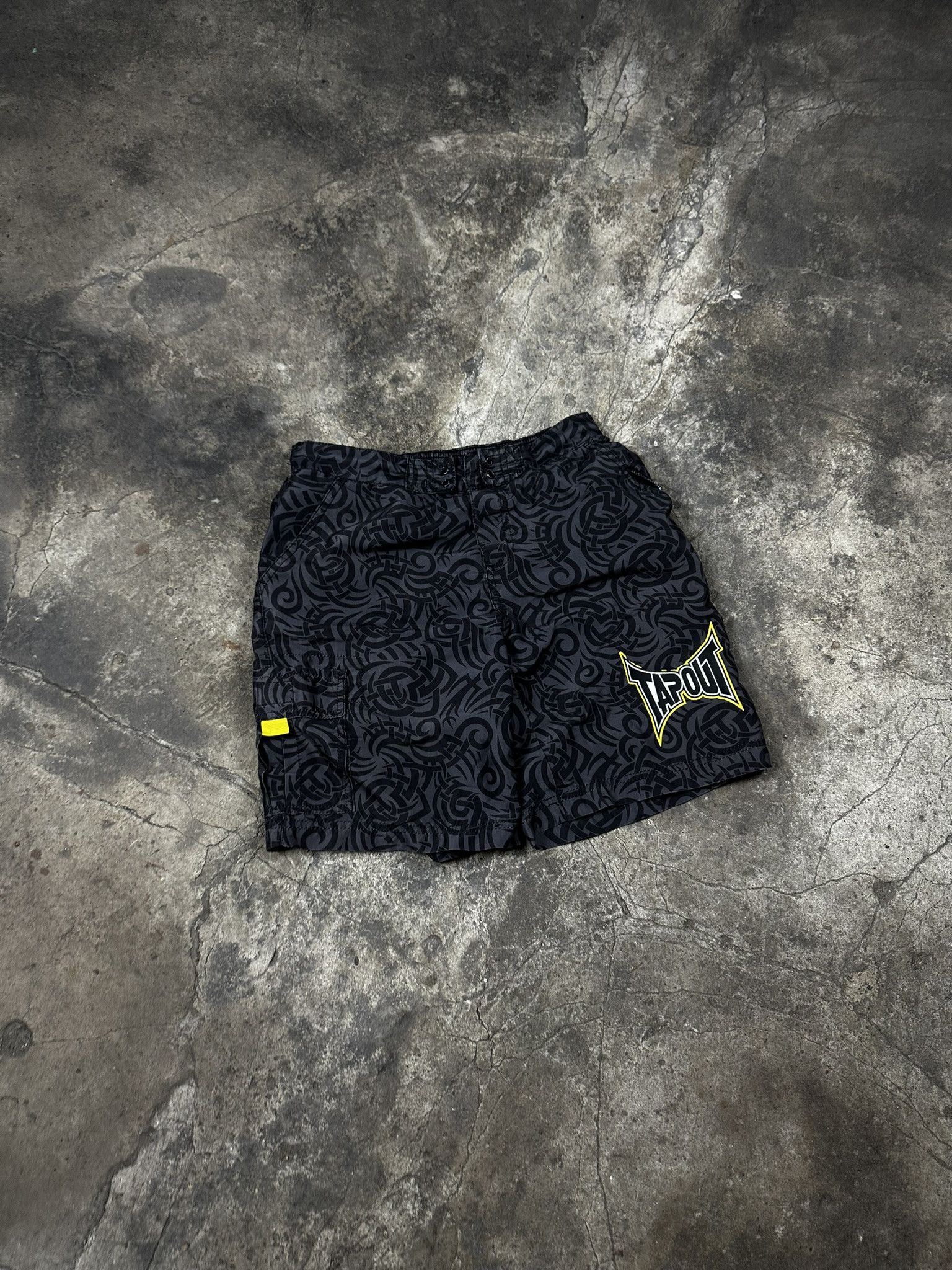 Tapout Crazy Y2k Tapout MMA Hiphop Rap Nylon Shorts 2000s Size US 30 / EU 46 - 1 Thumbnail