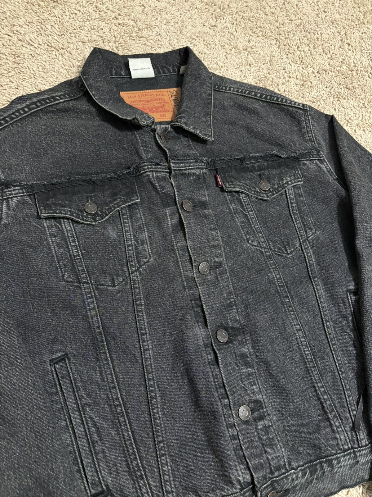 Vetements Vetements Levi’s Distressed Bovine Leather Fringe Jacket Size US XS / EU 42 / 0 - 2 Thumbnail