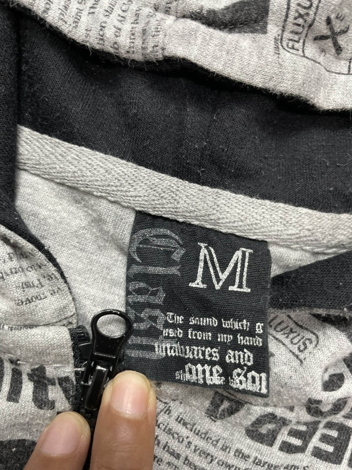 Japanese brand magazine Print Poem Zip Hoodie