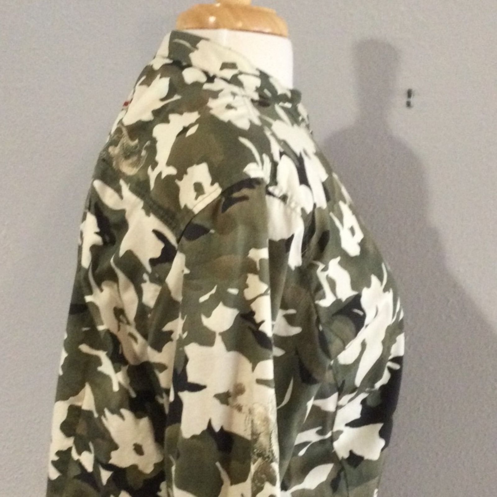 Chicos Chico's Camouflage Embroidered L/S Button Front Shirt 2/L/12 Size L / US 10 / IT 46 - 6 Thumbnail