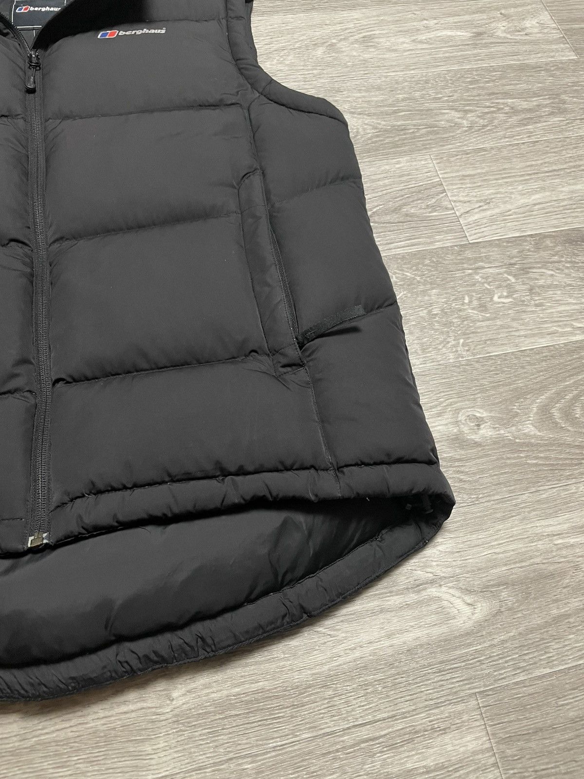 Berghaus Vintage Berghaus Down 500 Puffer Vest Winter Outdoor Size US L / EU 52-54 / 3 - 5 Thumbnail