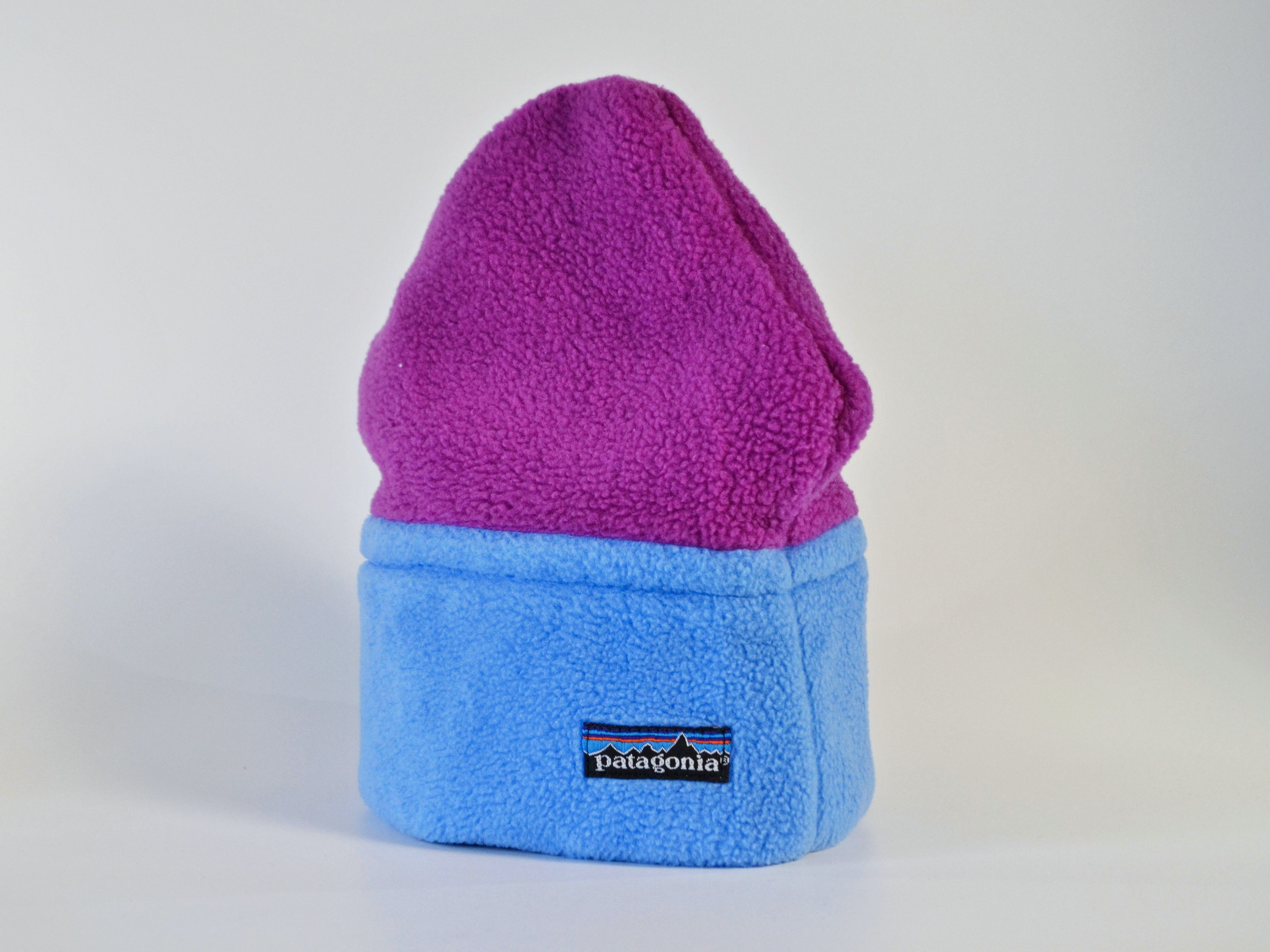 Patagonia Vintage Patagonia Synchilla Fleece Beanie Blue Pink Size ONE SIZE - 1 Thumbnail