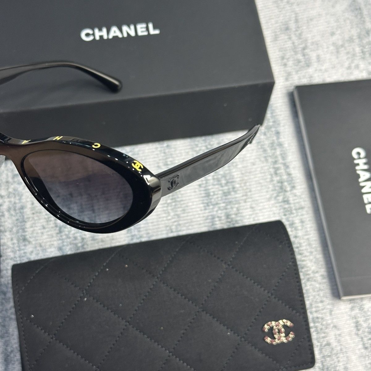 Chanel CHANEL 0CH5416 1712S6 SUNGLASSES Size ONE SIZE - 4 Thumbnail