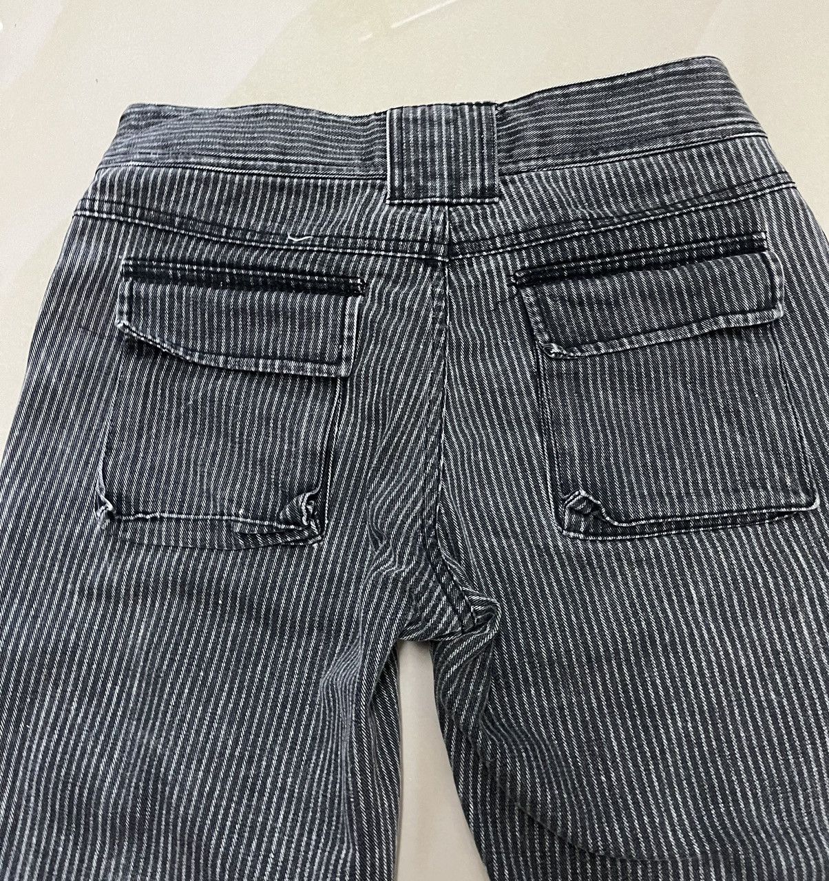Tornado Mart Black stripe Flared low rise multi pocket wideleg Size US 28 / EU 44 - 9 Thumbnail