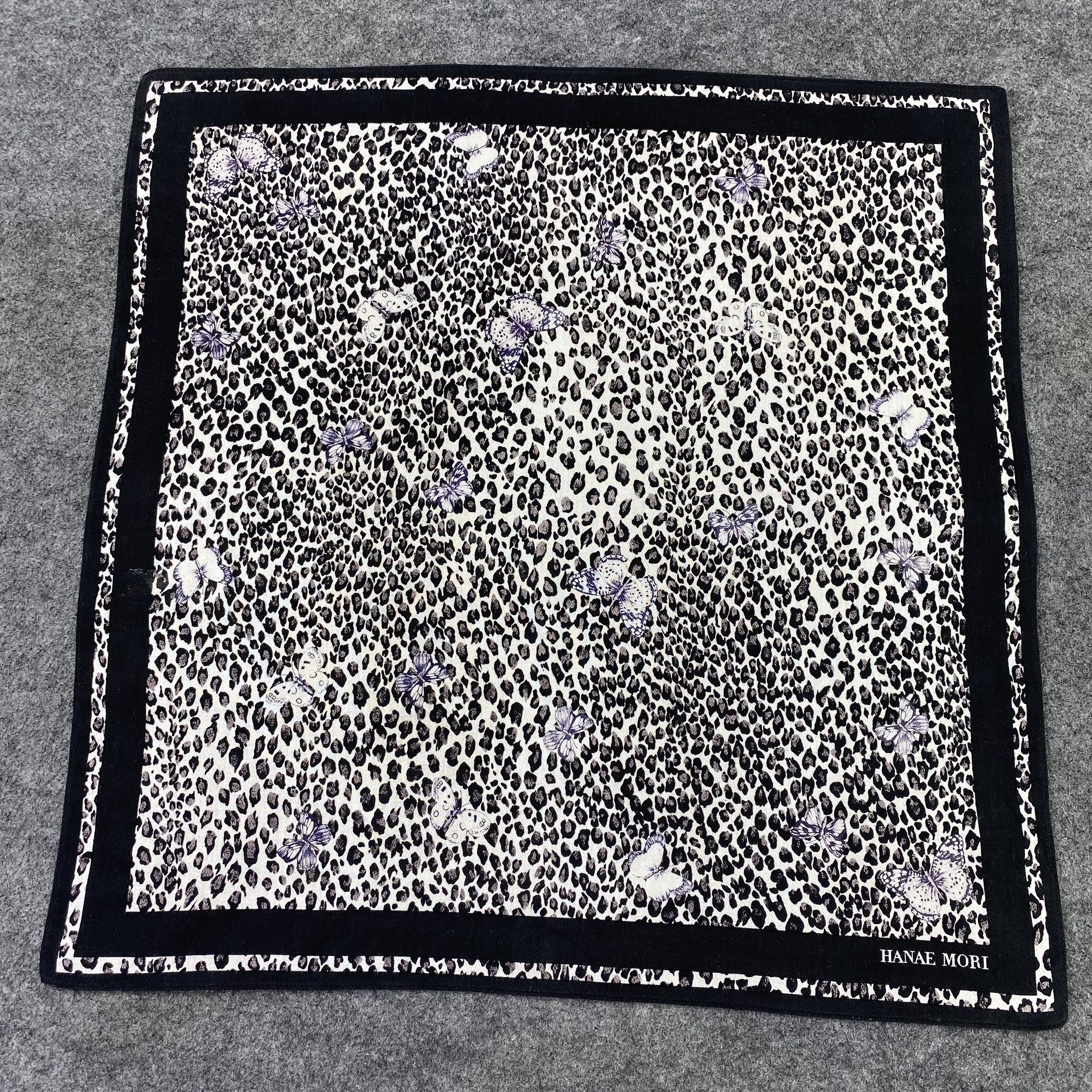 Hanae Mori Hanae Mori Handkerchief / Bandana / Neckerchief -B803 Size ONE SIZE - 3 Thumbnail