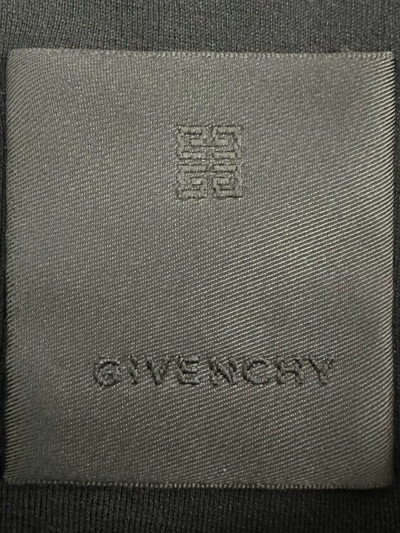 Givenchy Givenchy Givenchy Black Short Sleeve TShirt with Chain -25 Size US L / EU 52-54 / 3 - 7 Thumbnail