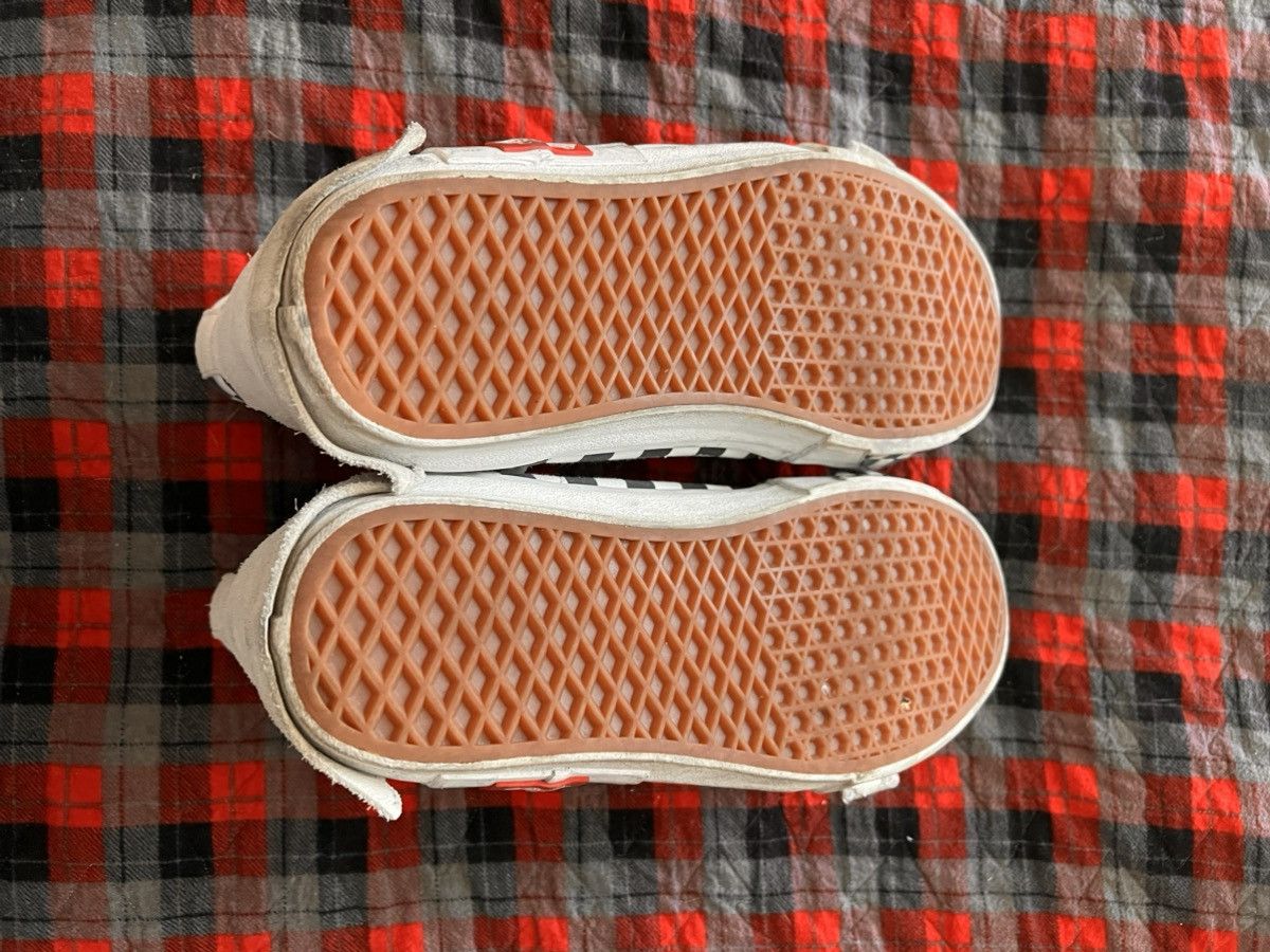 Van SK8-HI CAP LX white checkerboard Size US 11.5 / EU 44-45 - 3 Thumbnail