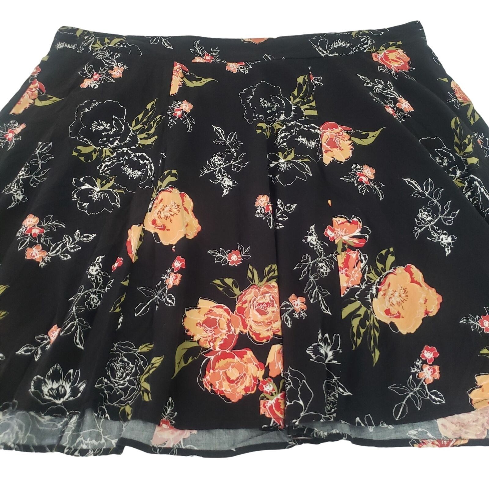 Torrid Torrid Floral Challis Hi Low Skirt Womens Plus Size 3X Black Size 30" / US 8 / IT 44 - 1 Thumbnail