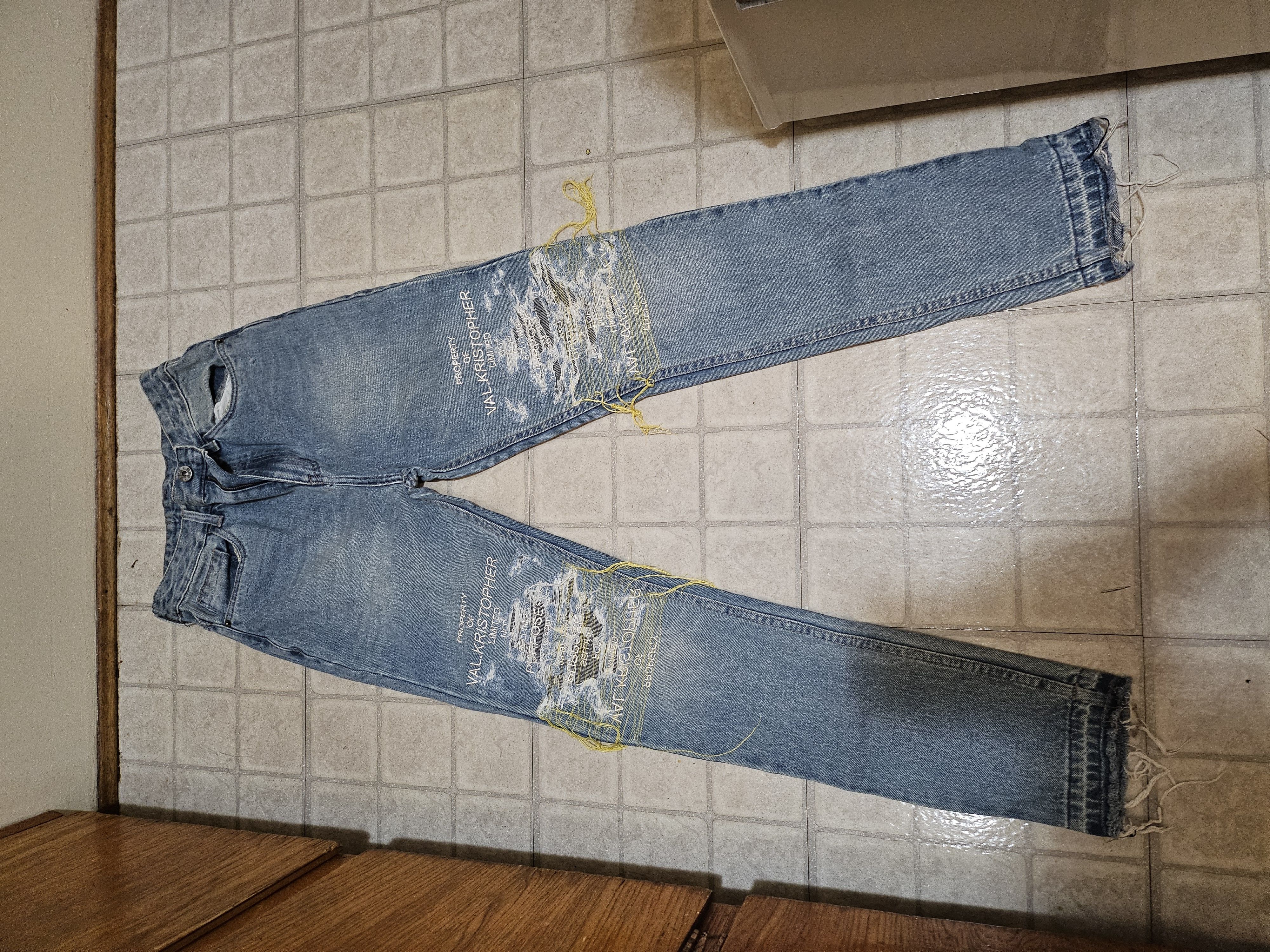 Val Kristopher Val kristopher denim jean 28 / 30 Size US 28 / EU 44 - 1 Thumbnail