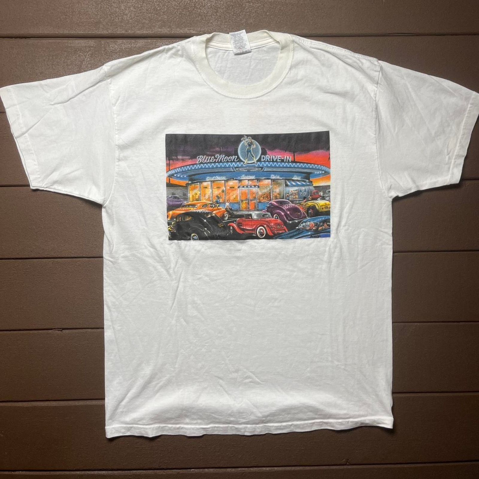 Jerzees Y2K Blue Moon Drive In Graphic Shirt Size US XL / EU 56 / 4 - 1 Thumbnail