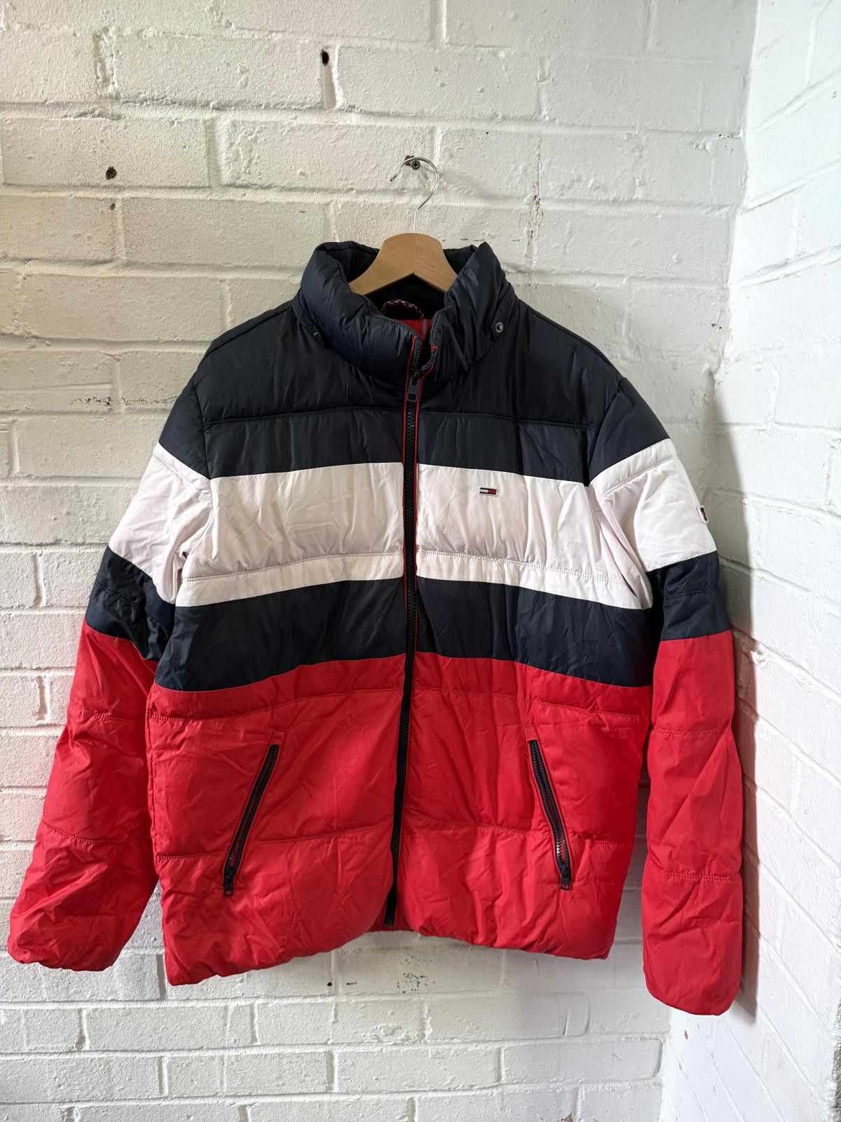 Tommy Jeans Tommy Jeans Colour Block Puffer Jacket - XXL Size US XXL / EU 58 / 5 - 1 Thumbnail