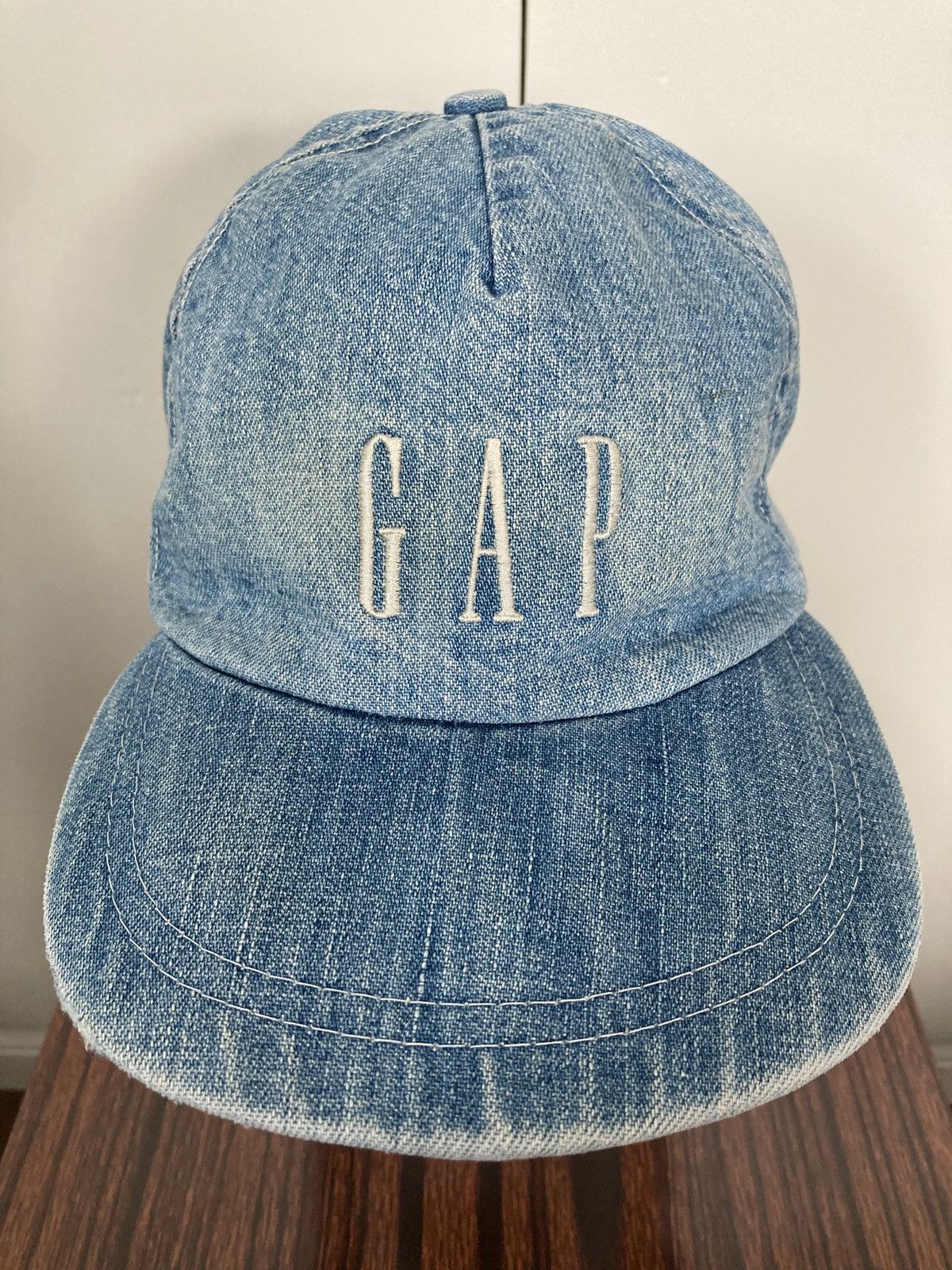 Gap GAP DENIM JEANS HAT CAP STRAP BACK VINTAGE 1980s 1990s 90s Size ONE SIZE - 3 Thumbnail