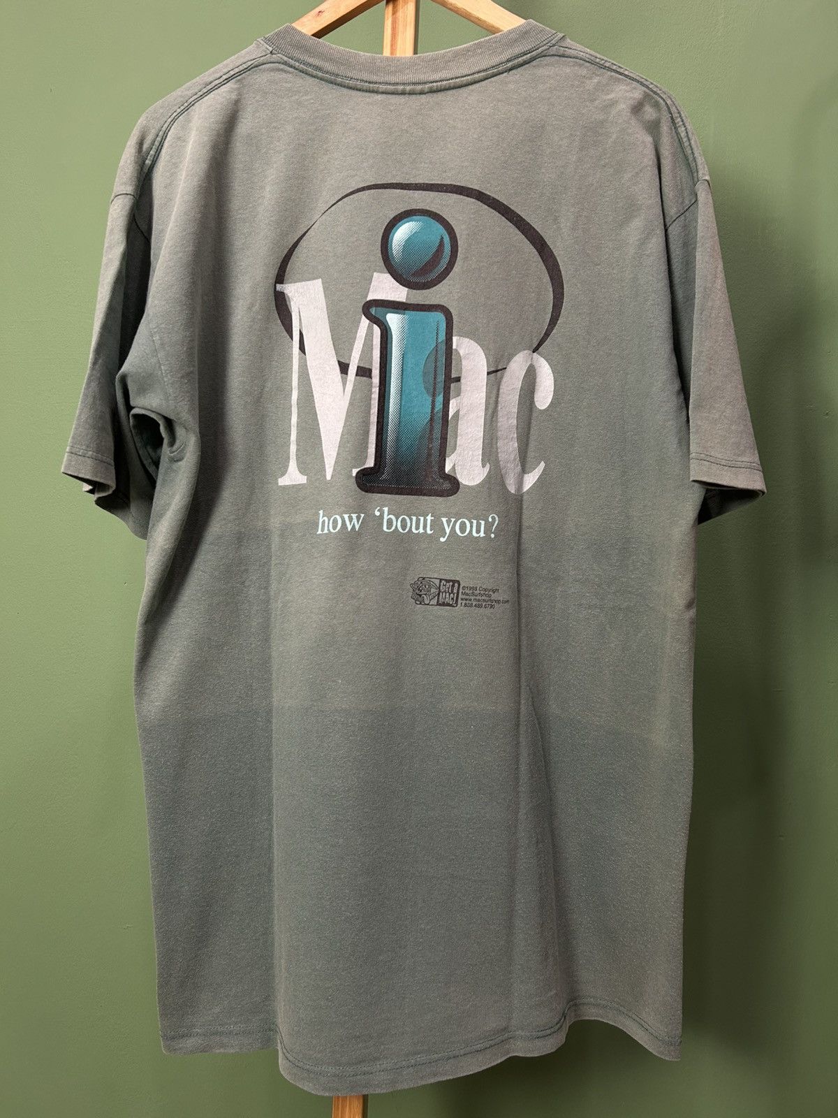 Vintage Apple I Mac Get A Mac How ‘bout You? 1998 Vintage Size US L / EU 52-54 / 3 - 1 Thumbnail