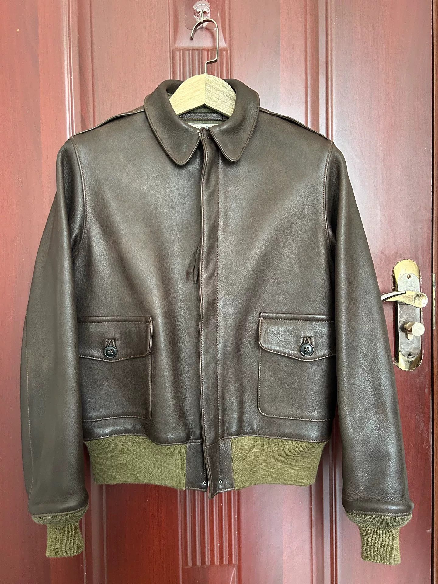 The Real McCoy's real mccoy A2 brown leather jacket Size US M / EU 48-50 / 2 - 1 Thumbnail