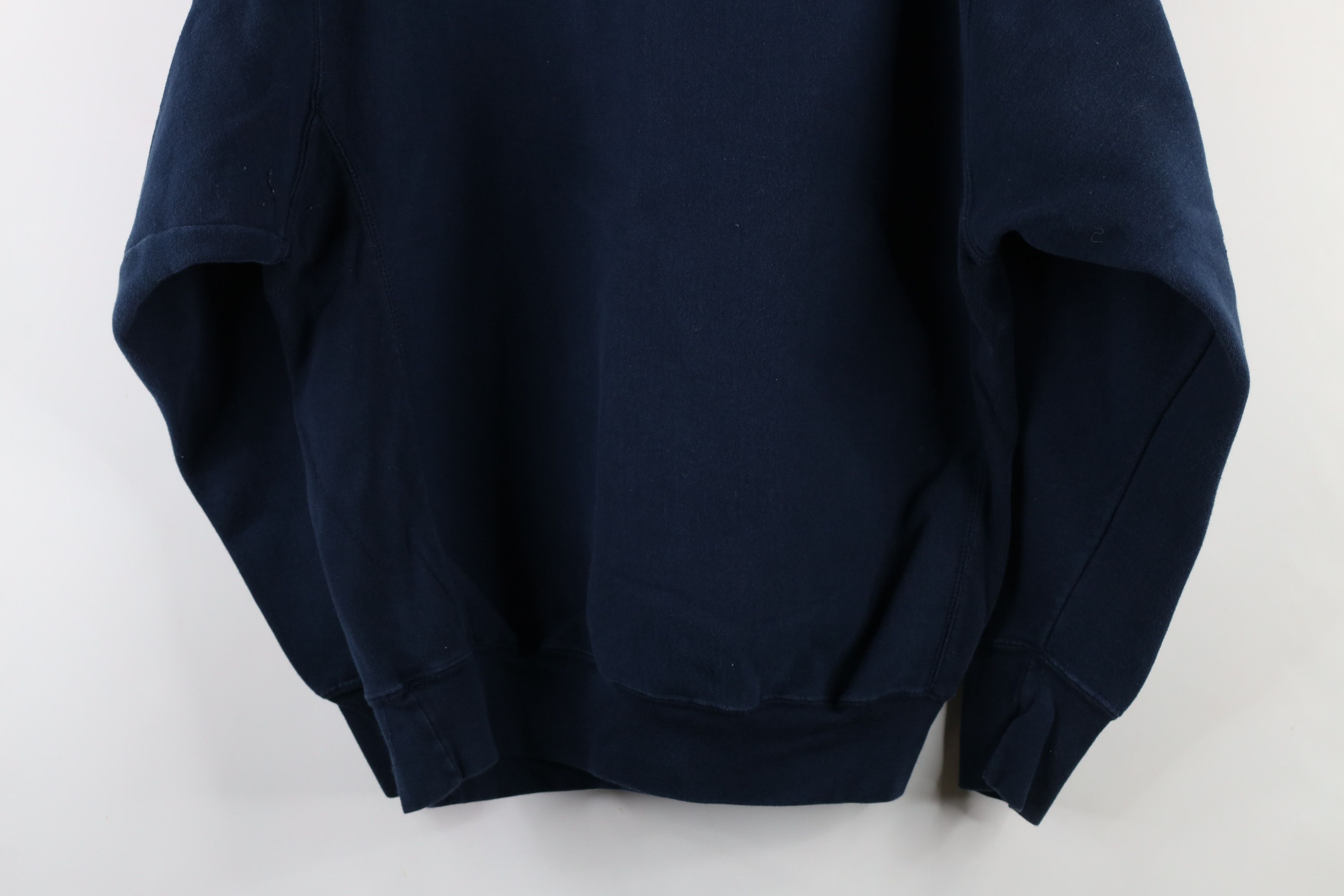 Vintage Vintage 90s Faded University of Michigan Crewneck Sweatshirt Size US L / EU 52-54 / 3 - 11 Thumbnail