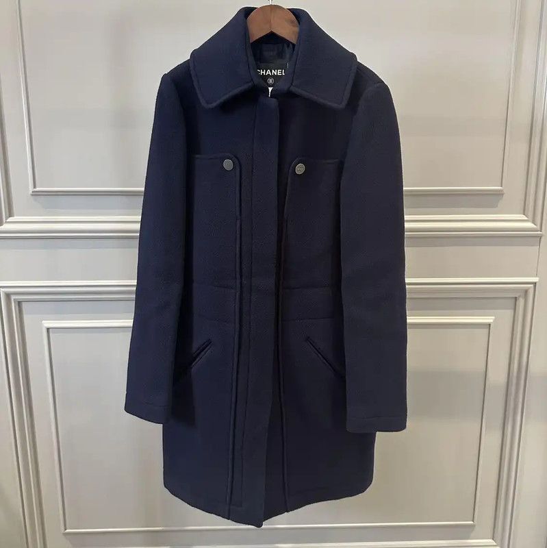 Chanel Chanel Navy Long Coat for Women 0089 Size S / US 4 / IT 40 - 1 Thumbnail