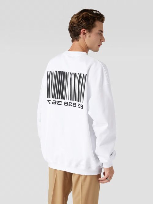 Vetements o1y0924 Sweatshirt in White/Black Size US S / EU 44-46 / 1 - 5 Thumbnail