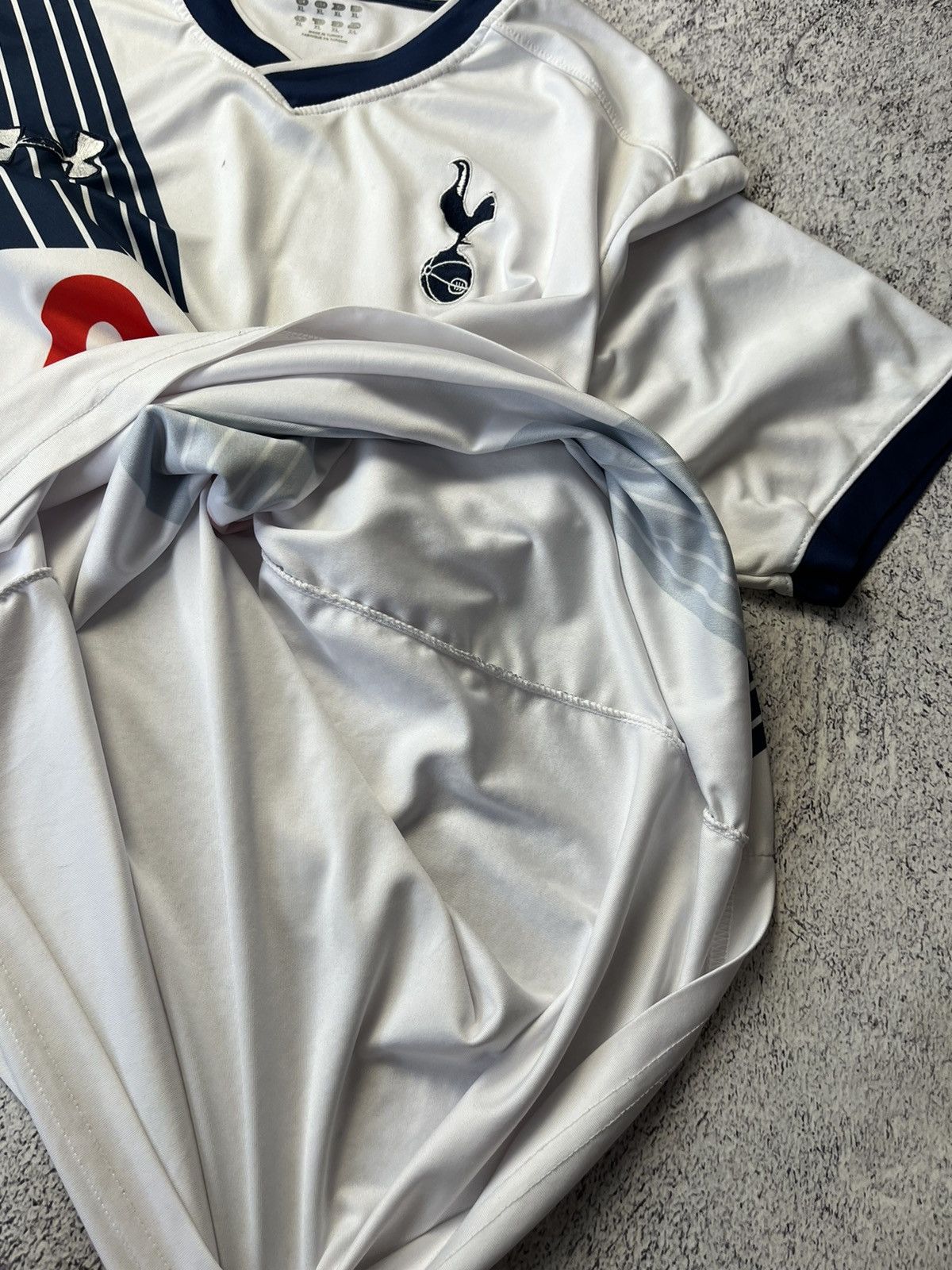 Vintage Mens Under Armour Tottenham Hotspur football shirt (Butleg) Size US XL / EU 56 / 4 - 16 Thumbnail