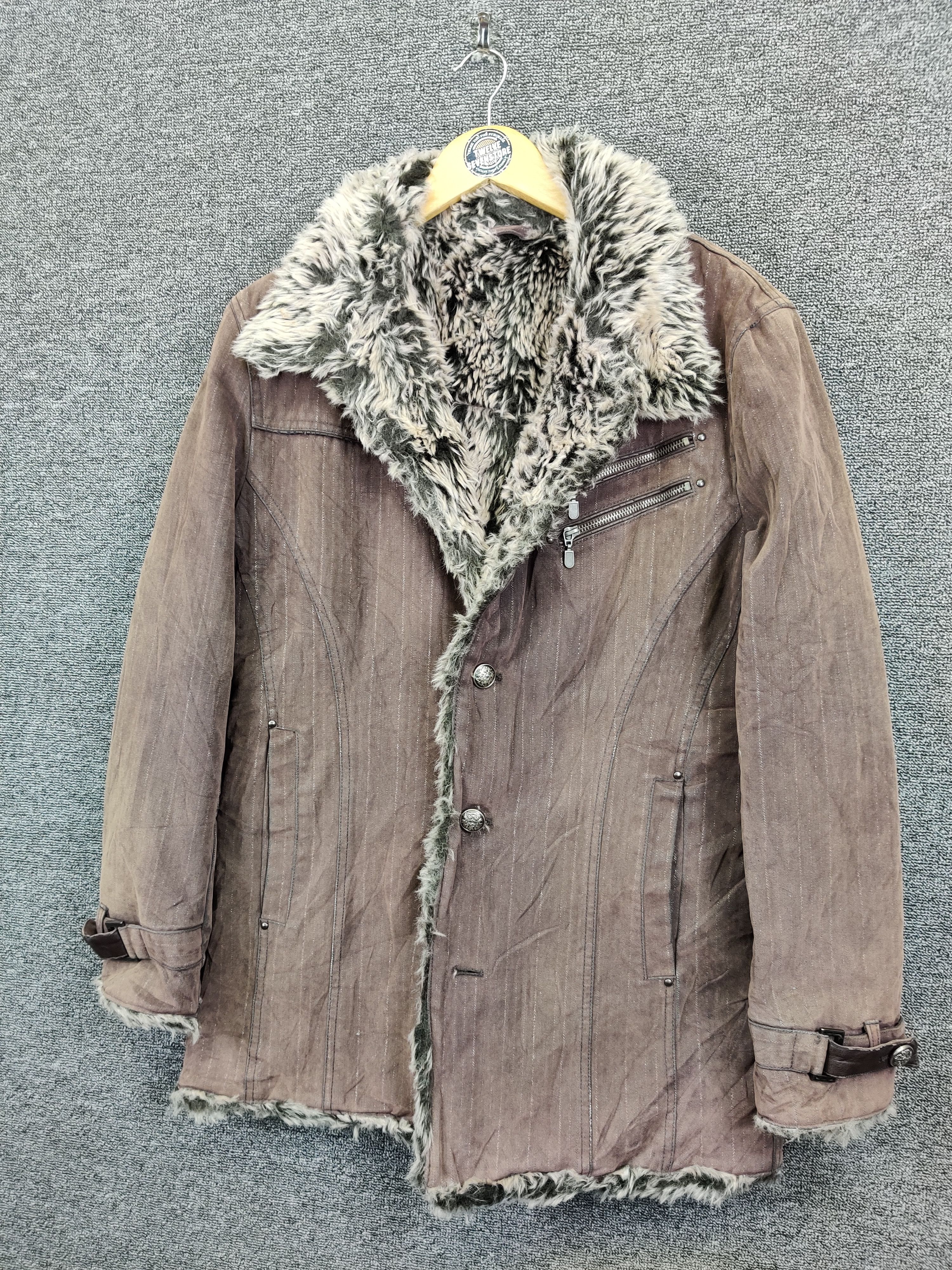 Mossimo Vintage Mossimo Shearling Fur Studded Jacket Size US L / EU 52-54 / 3 - 2 Thumbnail