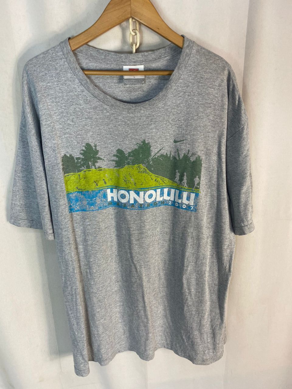 Nike × Vintage Vintage Honolulu aloha marathon tshirt by nike Size US XL / EU 56 / 4 - 2 Thumbnail