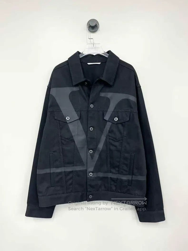 Valentino Valentino Black letter denim jacket jacket Size US 30 / EU 46 - 1 Thumbnail