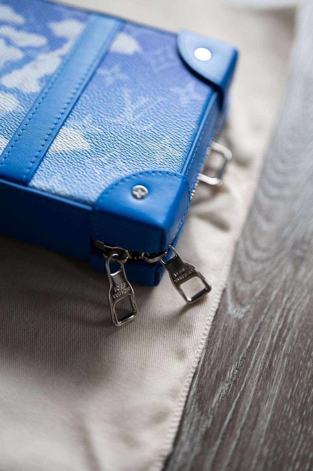 Louis Vuitton Louis Vuitton Monogram Clouds Soft Trunk Wallet Size ONE SIZE - 4 Thumbnail