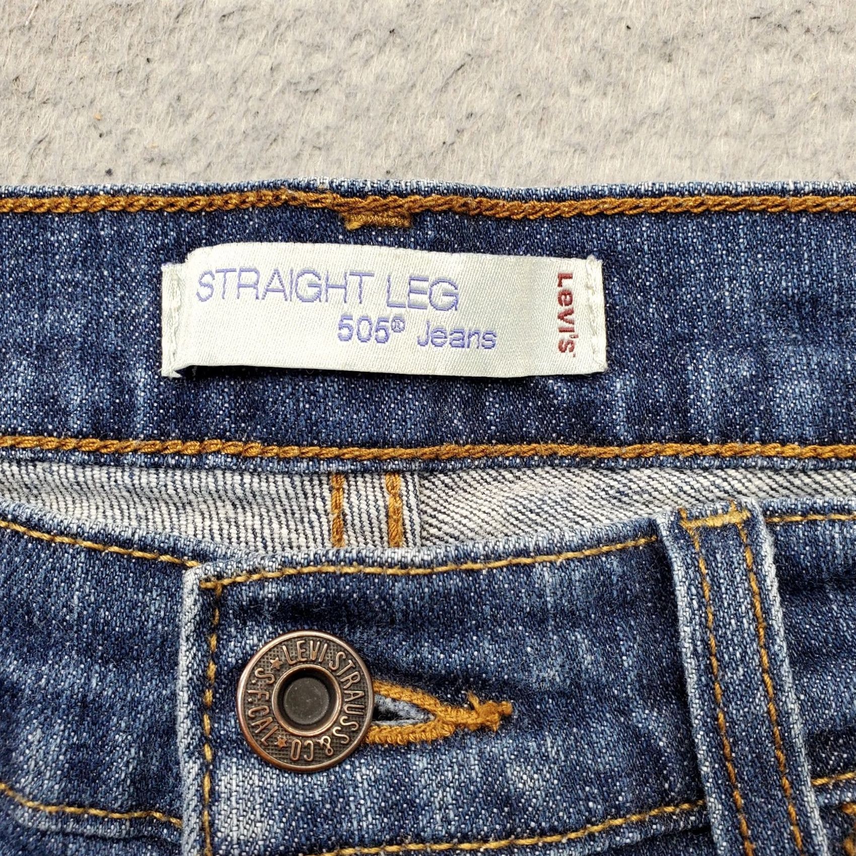 Levi's Levi's 505 Straight Leg Jeans Womens 10 Denim Blue 5-Pocket Regular Inseam 29.75" Zip Button Streetwear Size 32" / US 10 / IT 46 - 7 Thumbnail