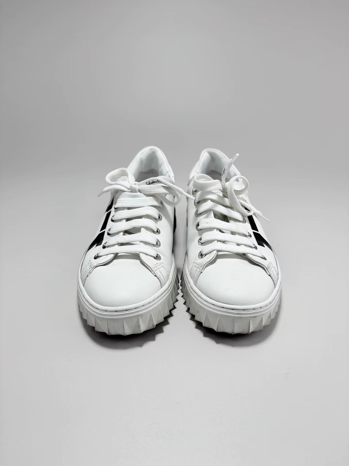 Salvatore Ferragamo FERRAGAMO Logo Casual Shoes K1 Size US 5.5 / IT 35.5 - 2 Thumbnail