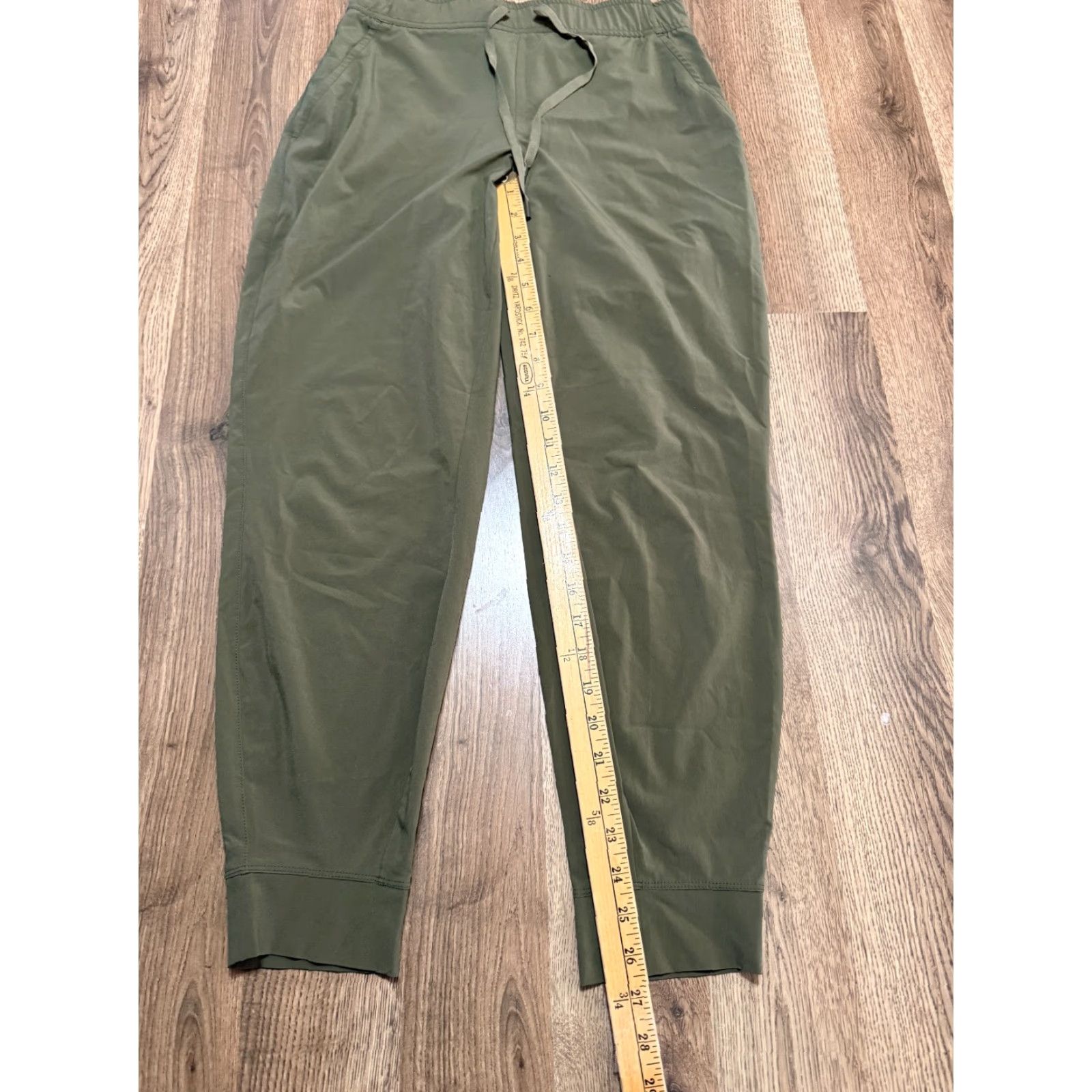 Eddie Bauer Eddie Bauer Pants Women's M Green Jogger Tie Waist Activewear Regular Inseam 26.5 in Seasonal Fall Spring Summer Winter Pants Size 27" / US 4 / IT 40 - 5 Thumbnail