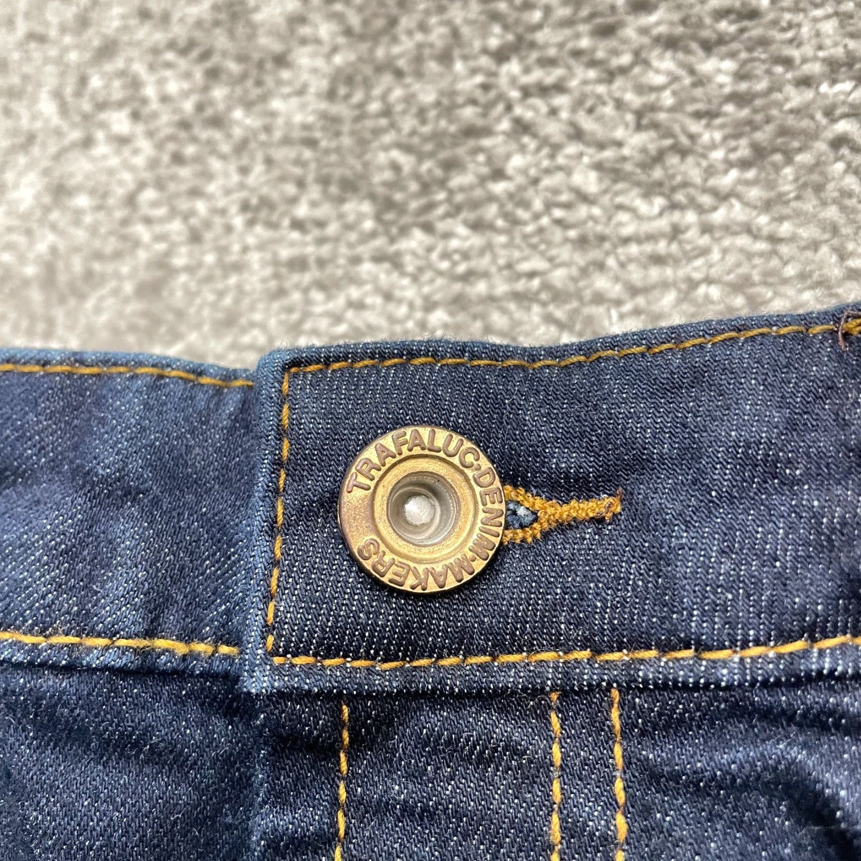 Zara VINTAGE Zara Skinny Denim Jeans Womens 2 Blue Dark Wash Mid Rise Casual 26in Inseam Size 26" / US 2 / IT 38 - 3 Thumbnail