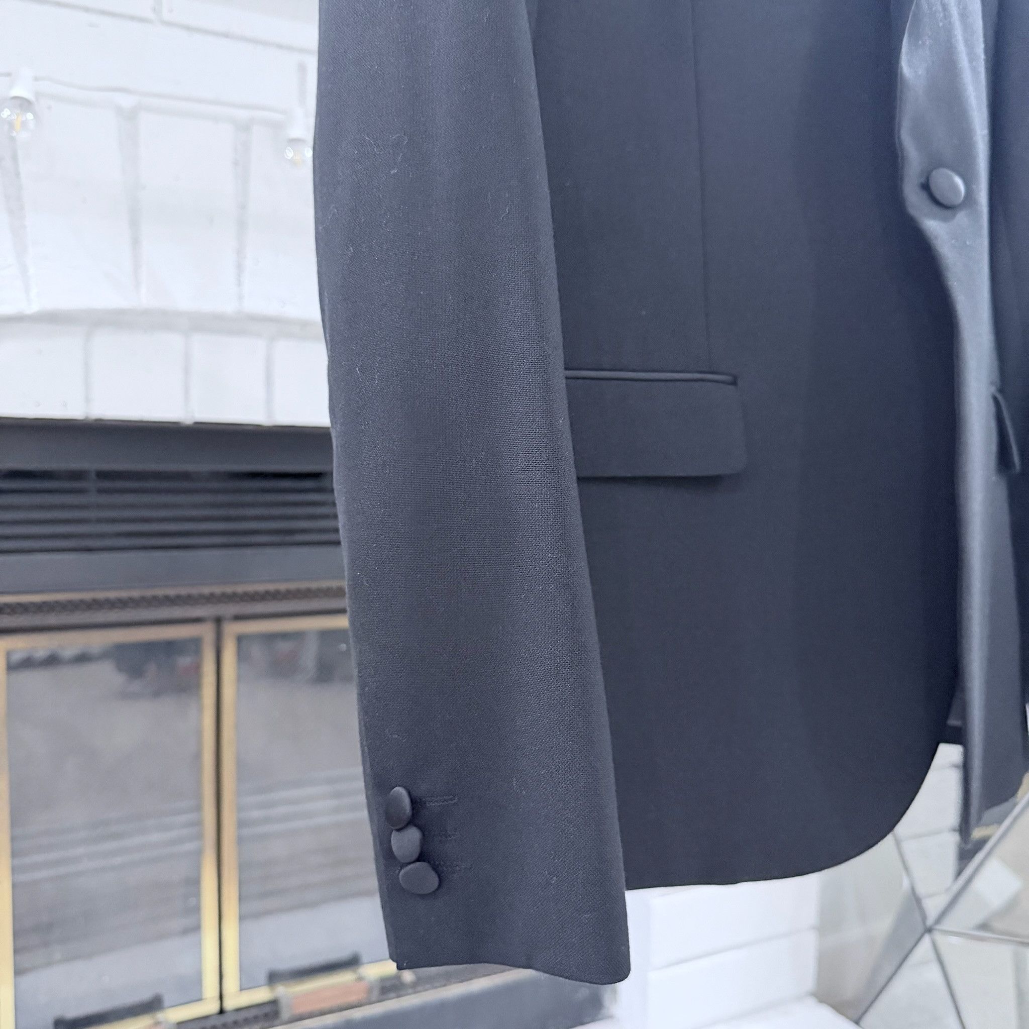 H&M H&M Slim Fit Black Tuxedos Suit Set - 40R / 33R Size 40R - 3 Thumbnail