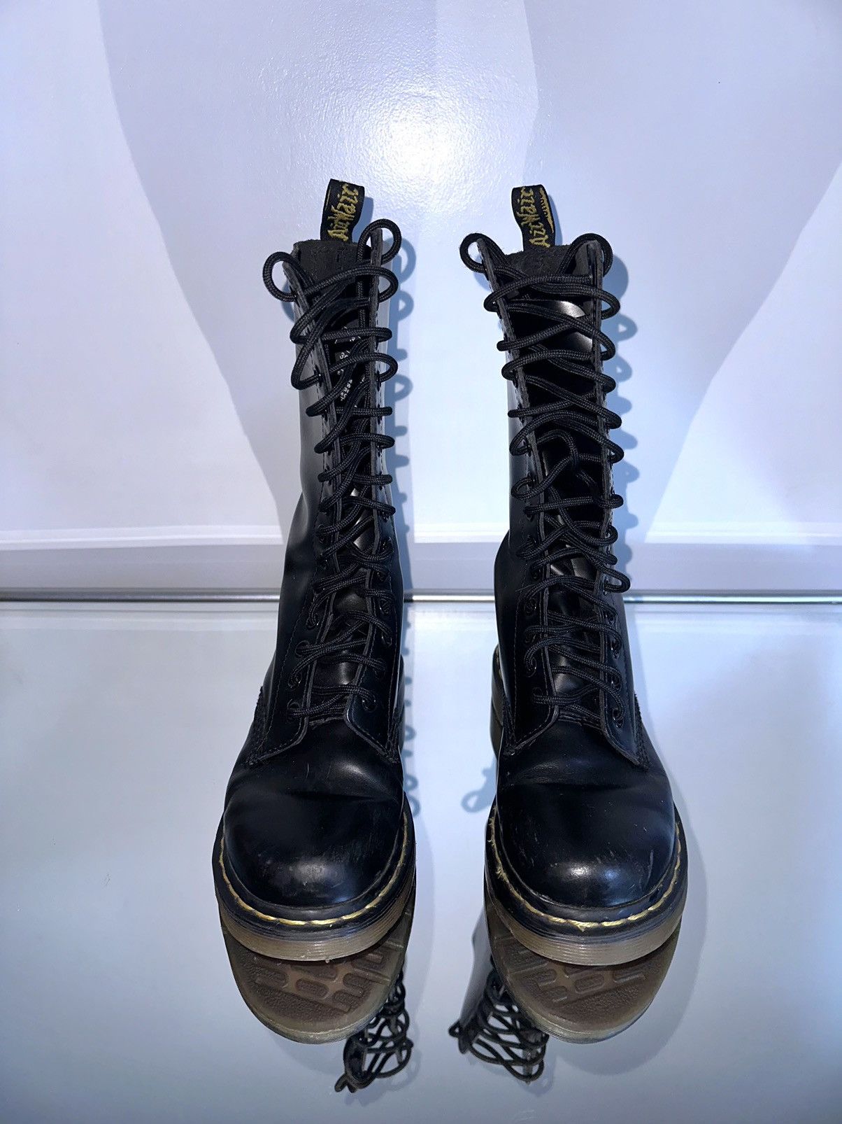 Dr. Martens Dr. Martens 1914 Smooth Leather Tall Lace Up Boots Grailed
