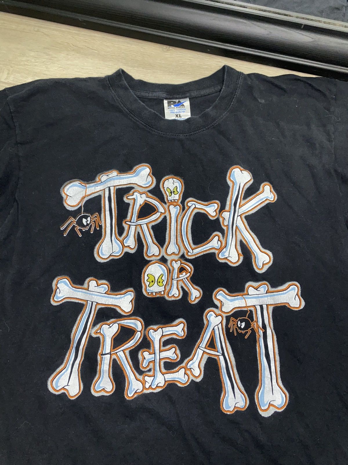 Liquid Blue × Vintage Rare Vintage / Y2K Trick Or Treat Skeleton Bones Shirt Size US XL / EU 56 / 4 - 2 Thumbnail