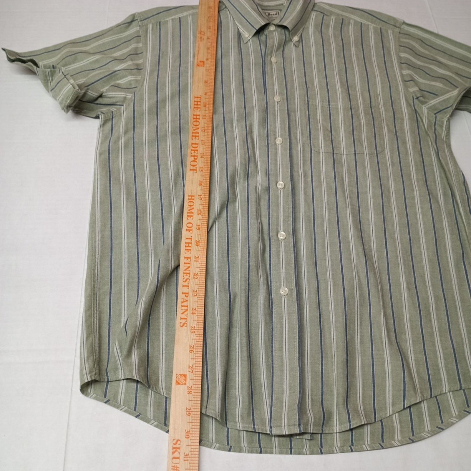 L.L. Bean L.L. Bean Men's Button Down Shirt Size M Green Blue Striped Size US M / EU 48-50 / 2 - 5 Thumbnail