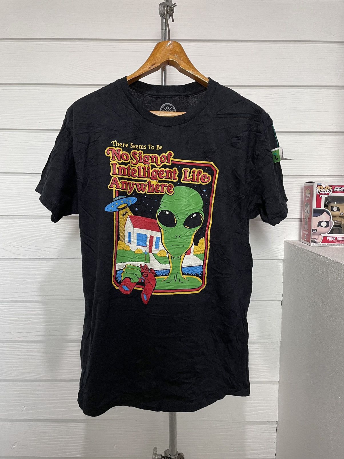 Vintage THERE SEEMS TO BE NO SIGN OF INTELLIGENT LIFE ANYWHERE Size US L / EU 52-54 / 3 - 1 Thumbnail