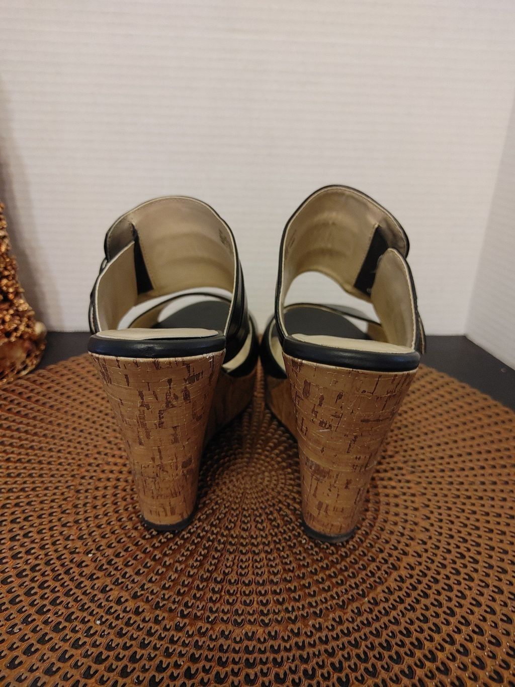 LIZ LISA Liz Claiborne Leather Sandals Size 9M Size US 9 / IT 39 - 4 Thumbnail