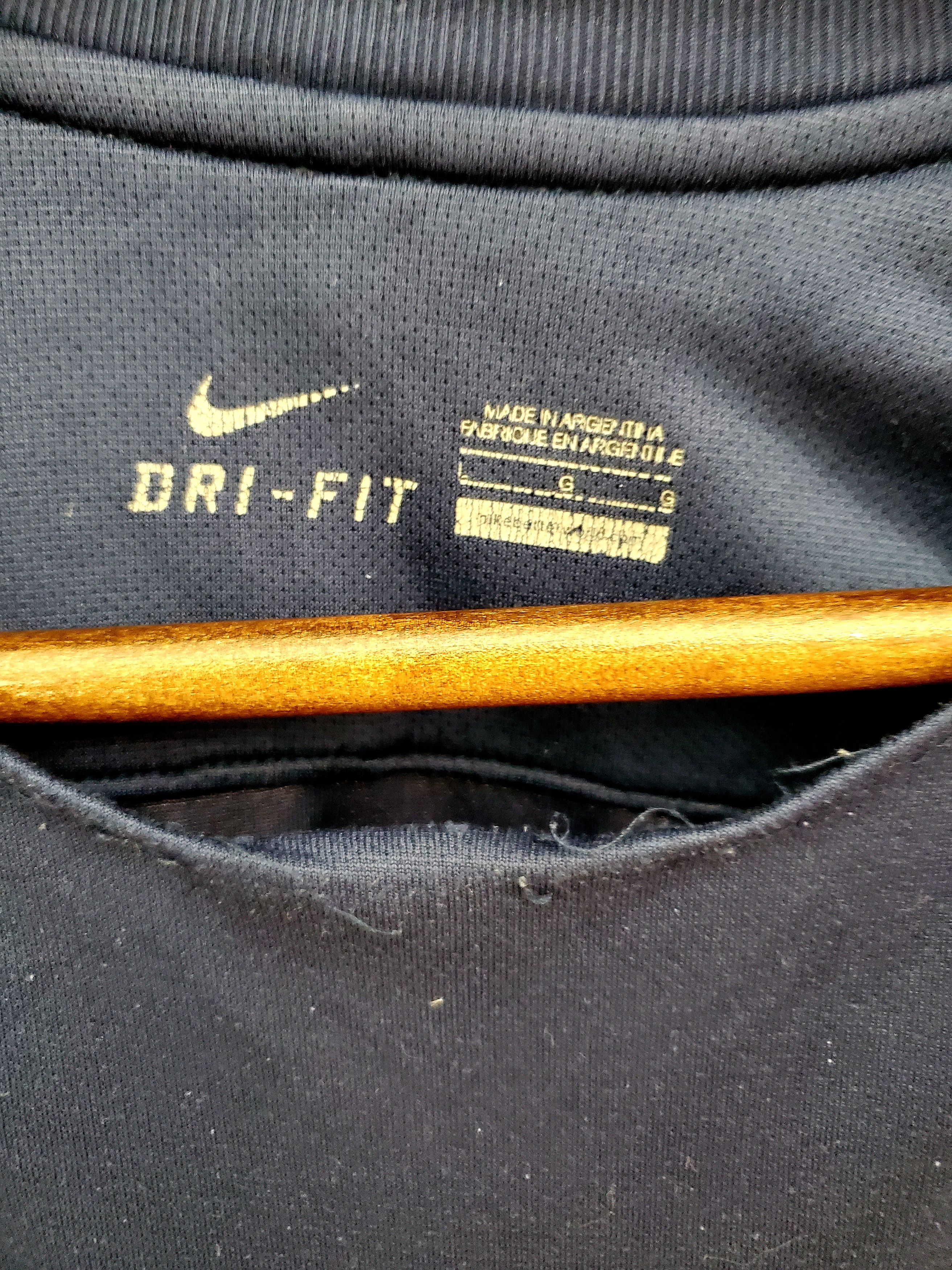 Nike 2017-18 Boca Juniors Home Nike Soccer jersey size L Size US L / EU 52-54 / 3 - 4 Thumbnail