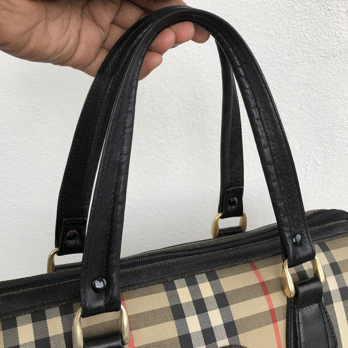 Burberry Burberry's Nova Check Pattern Logo Embossed Boston Bag Size ONE SIZE - 6 Thumbnail
