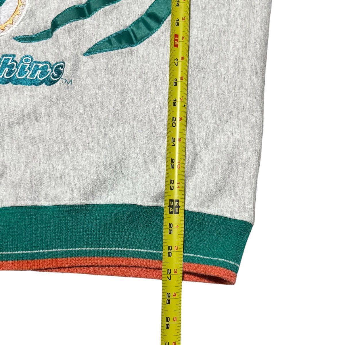 Vintage Vintage Miami Dolphins NFL Gray Sweatshirt Men's Large FLAW Size US L / EU 52-54 / 3 - 7 Thumbnail